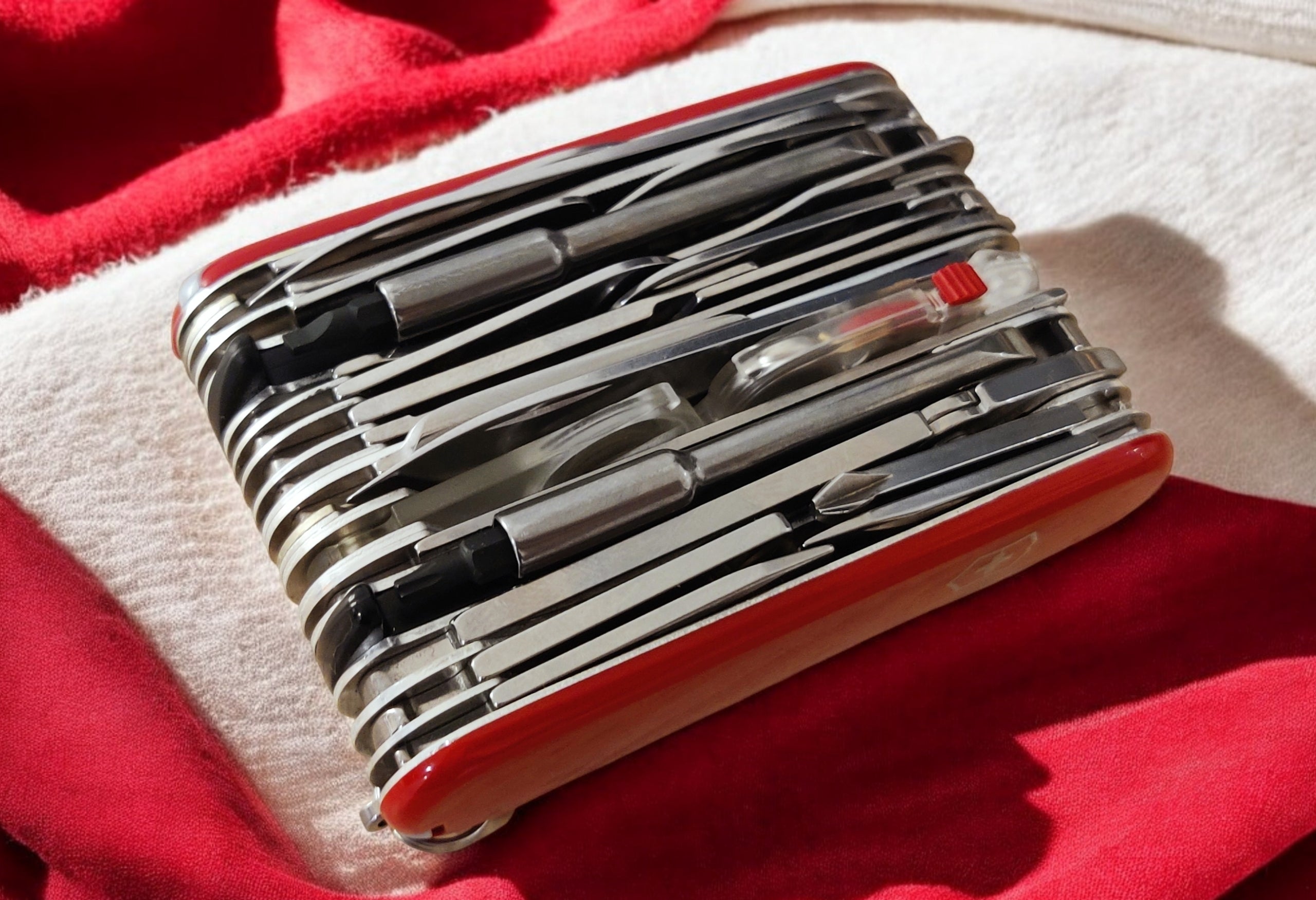 📝 Victorinox SwissChamp XXL