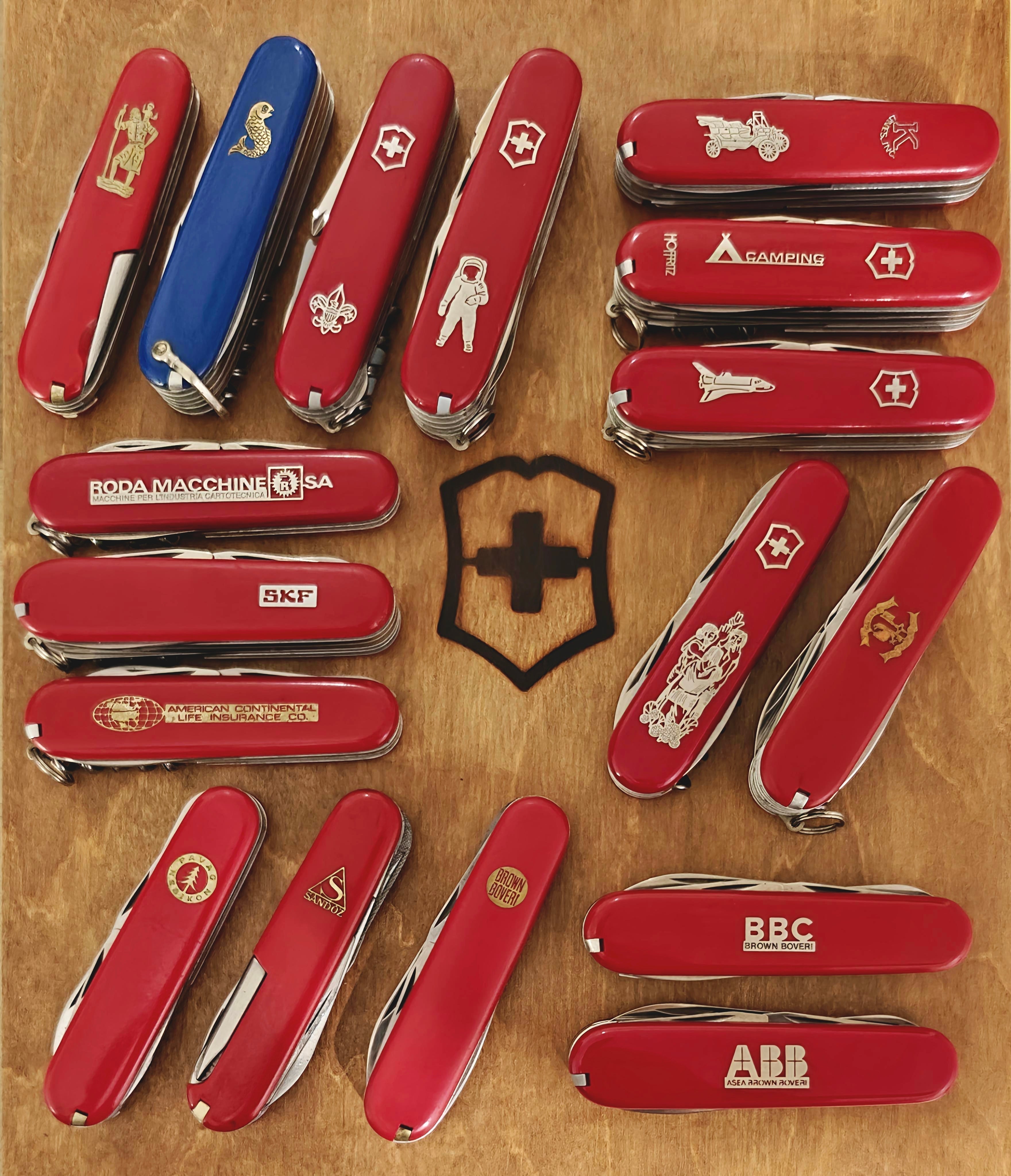 Victorinox Metal inlay thematic - SAKnife Archives