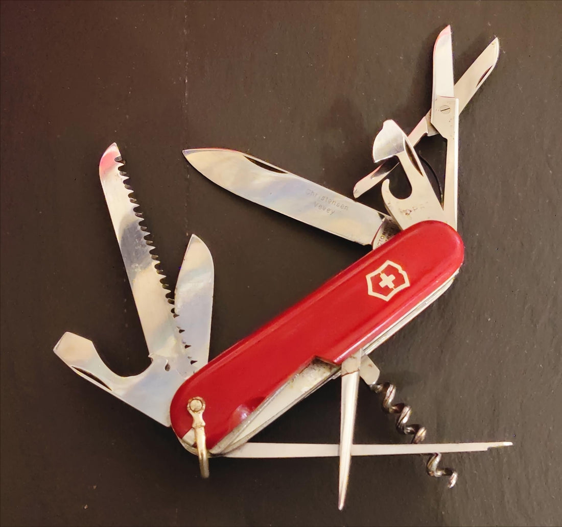 📝Victorinox Huntsman LNF (246)