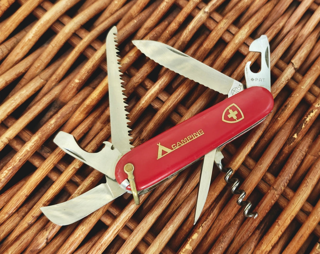 📝 Victorinox Elinox Picnicker