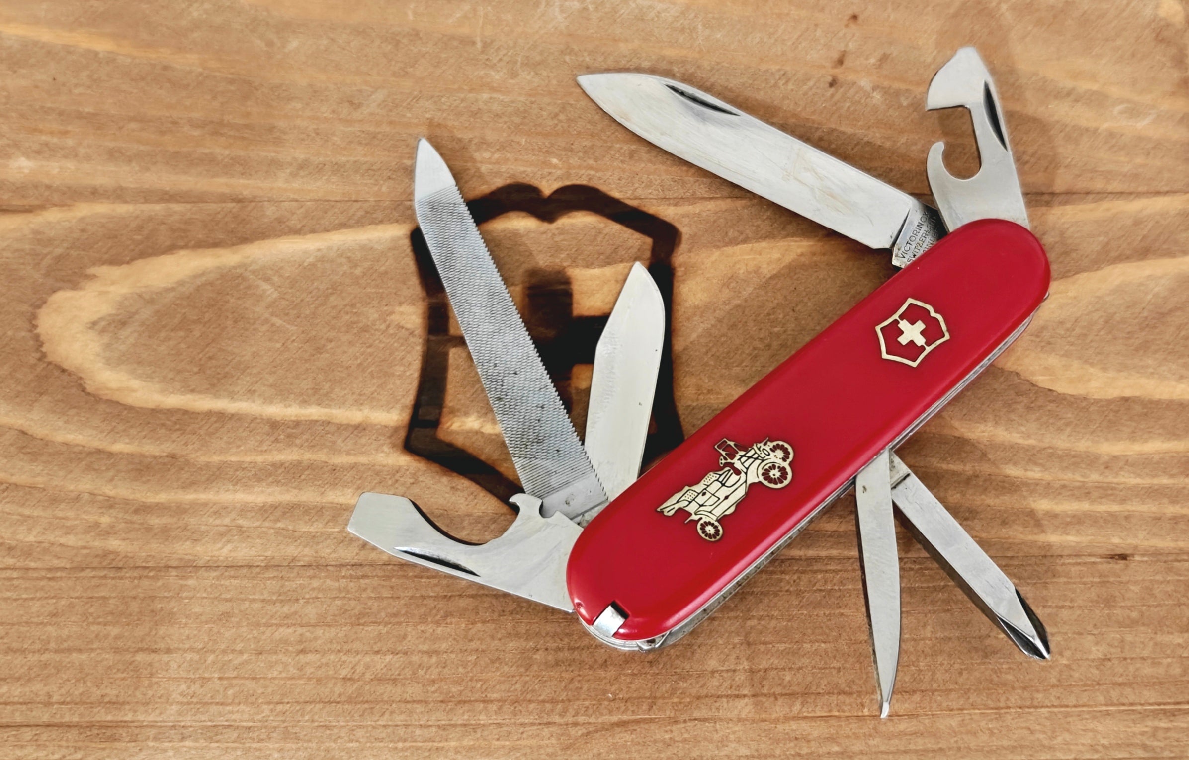 📝 Victorinox Automobile Special