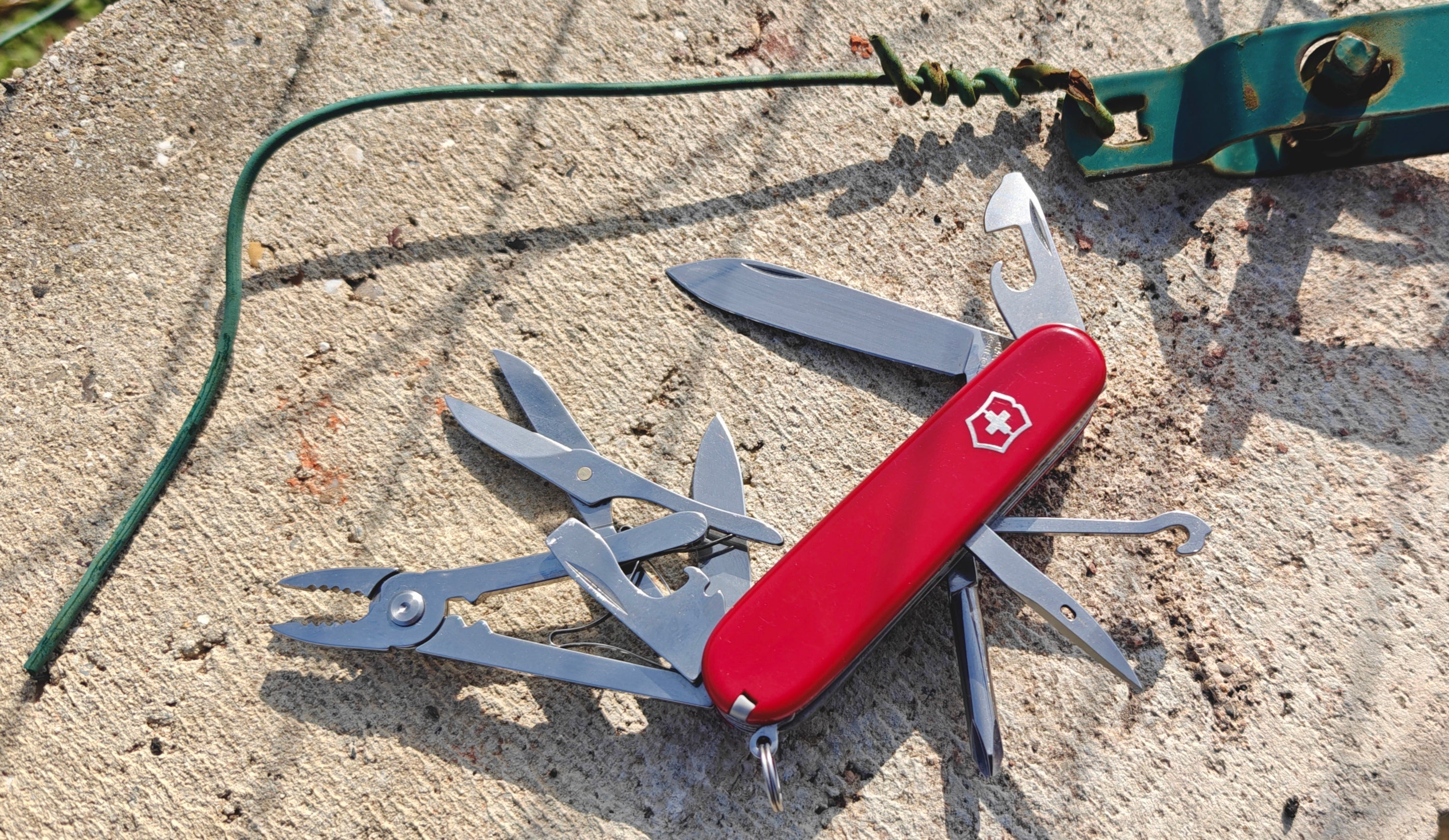 📝 Victorinox Deluxe Tinker (1.4723)