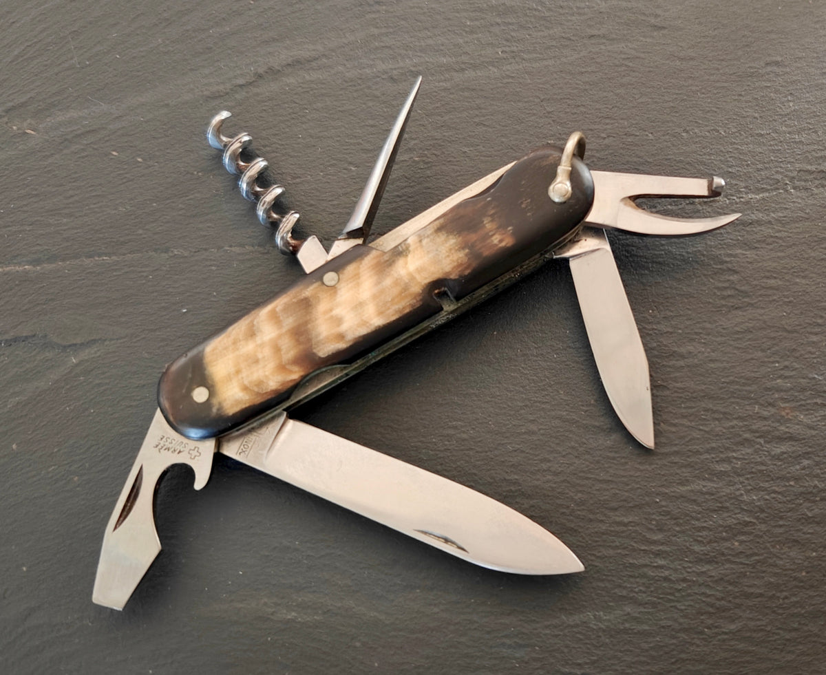 Victorinox Swiss Army Knife Standard Model 234U Armée Suisse 1931-1943 Horn