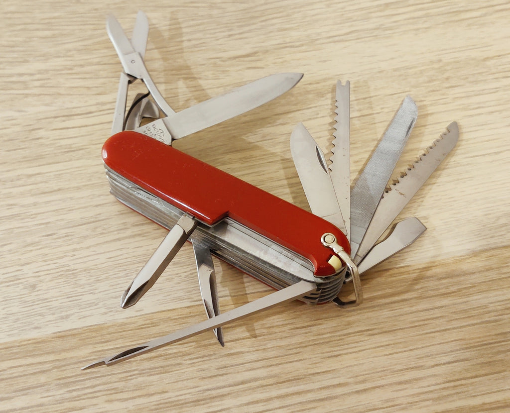 Victorinox Swiss Army Knife Champion B Victoria 1968-1971