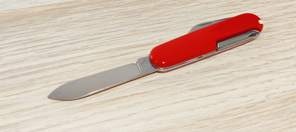 Victorinox Swiss Army Knife Electrician RadioShack 84mm