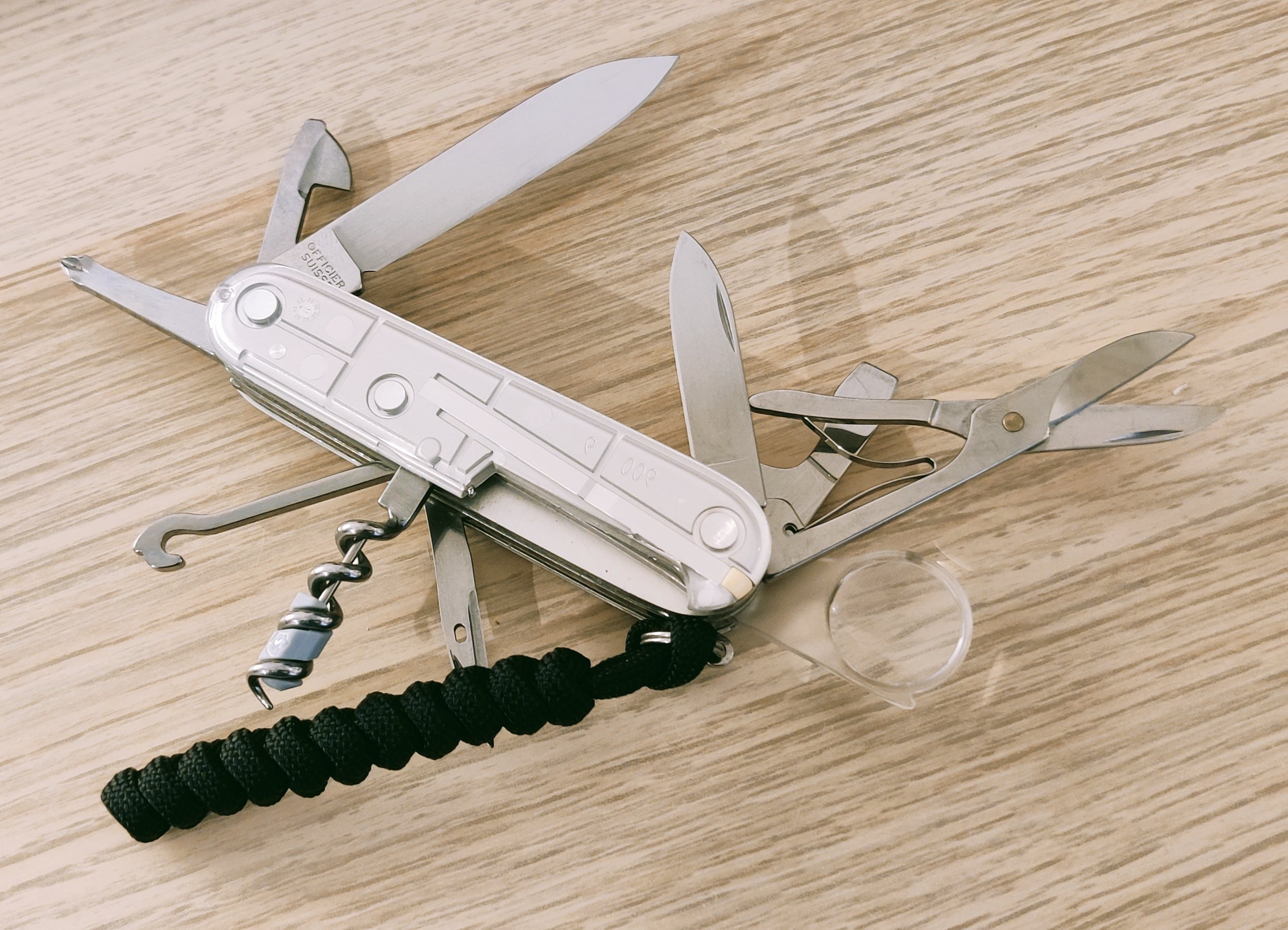 Victorinox Swiss Army Knife Explorer Silvertech