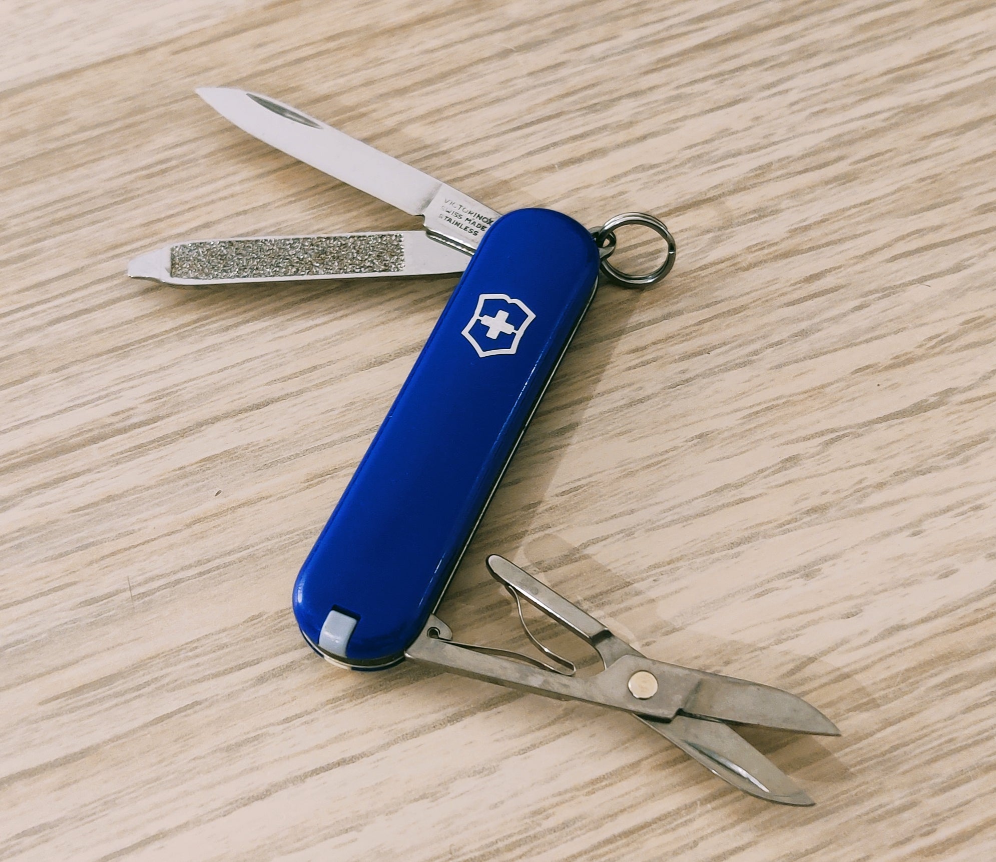 Victorinox Swiss Army Classic SD Azul