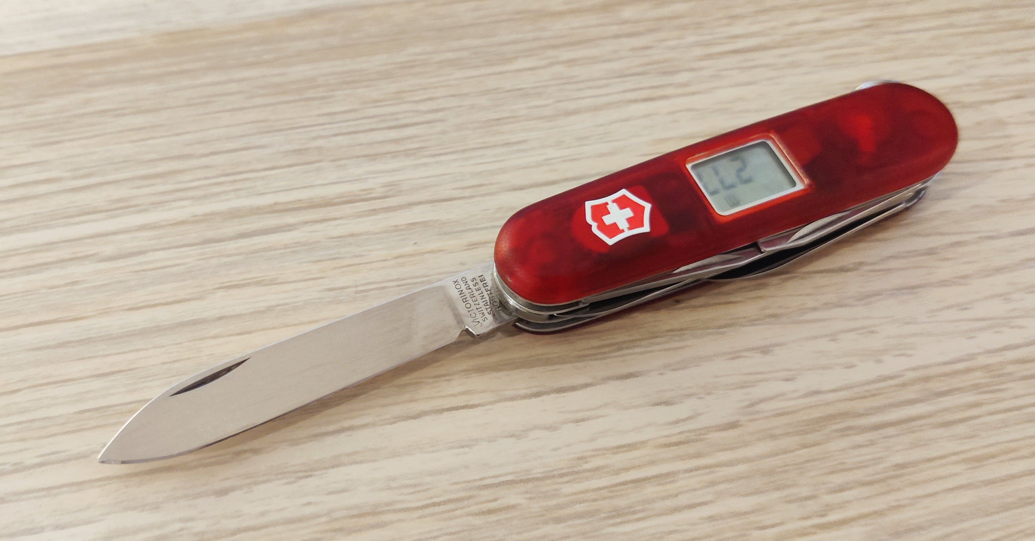 Victorinox Swiss Army Knife Altimeter with Pen