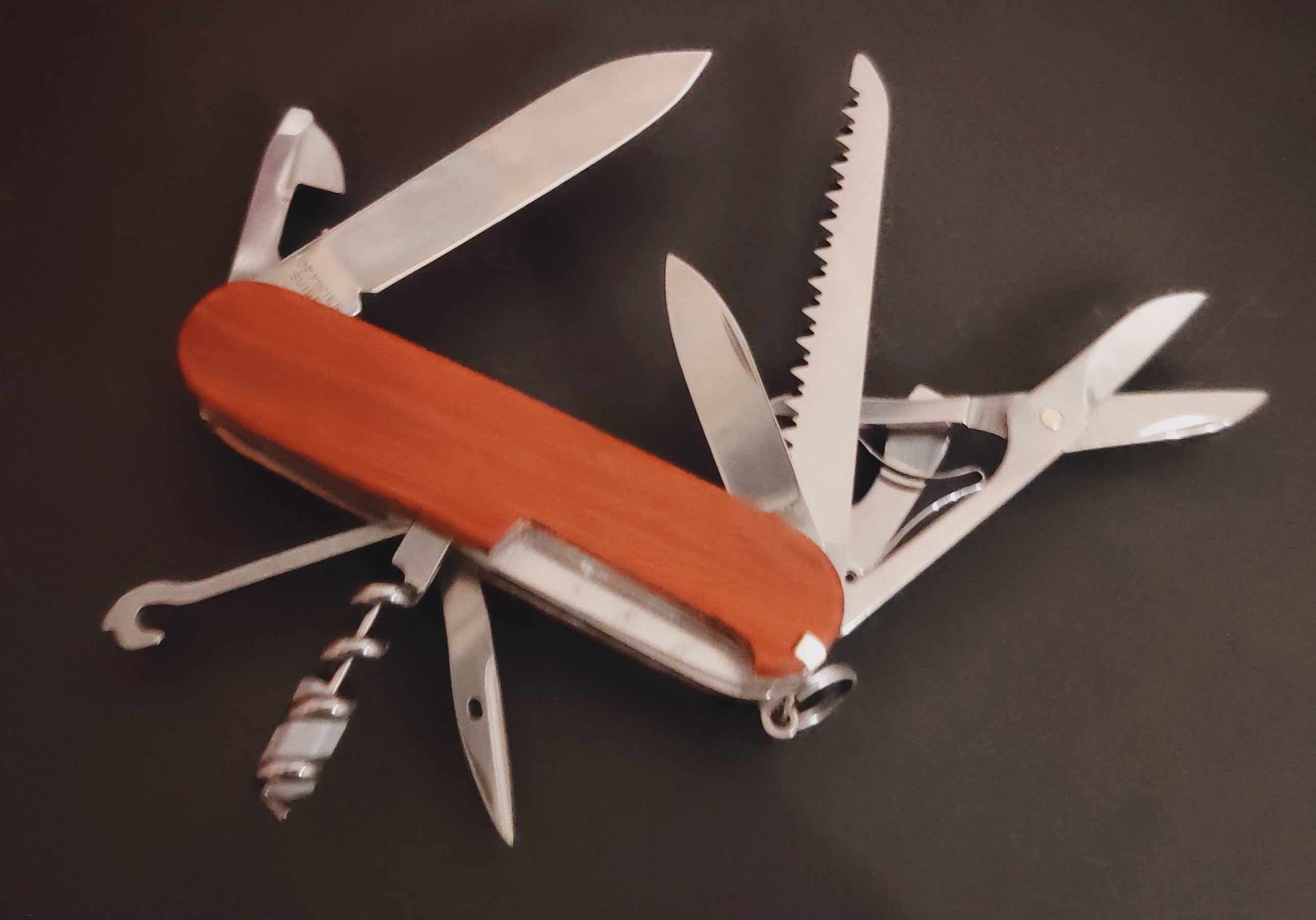 Victorinox Swiss Army Huntsman Rose Wood