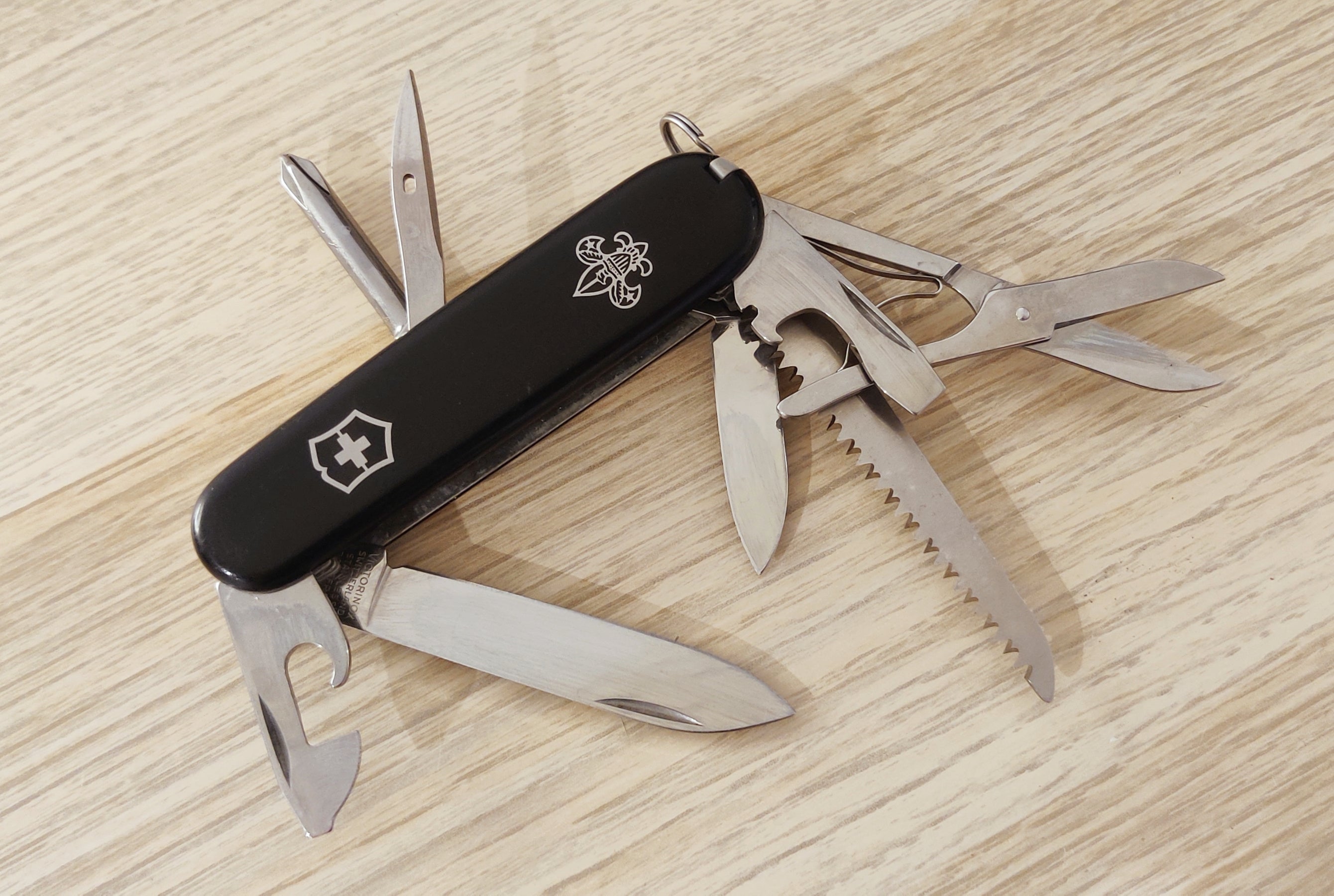 Victorinox Couteau suisse Huntsman Fieldmaster BSA Incrustation métal noir 1985-1991