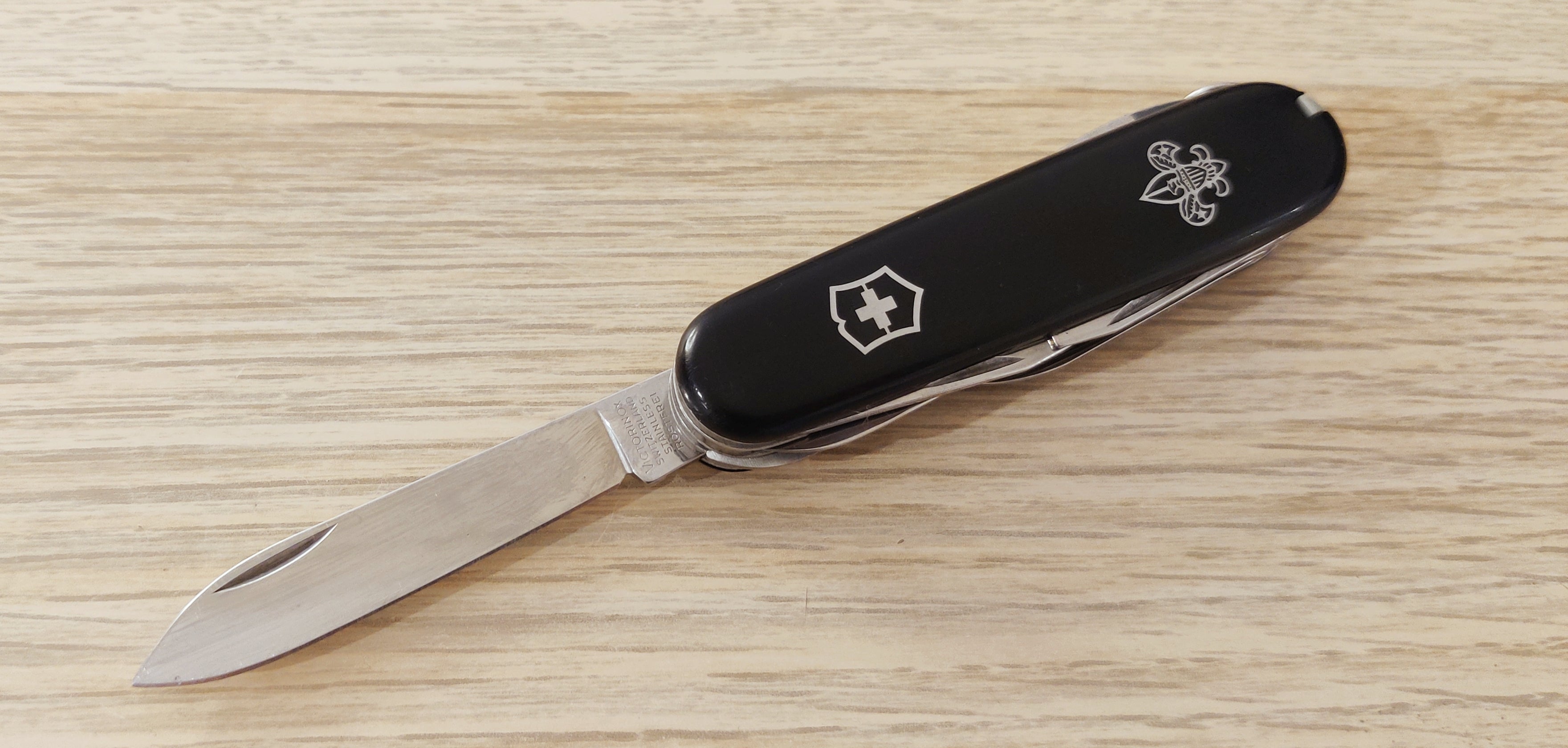 Victorinox Couteau suisse Huntsman Fieldmaster BSA Incrustation métal noir 1985-1991