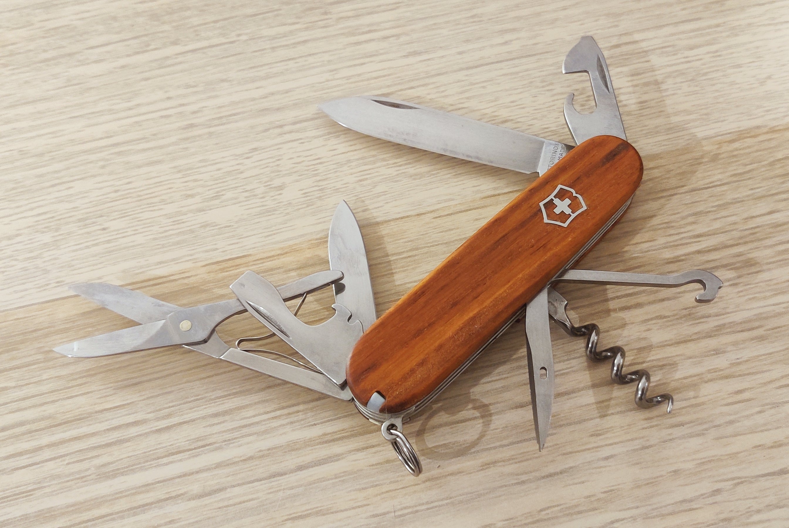 Victorinox Swiss Army Knife Climber Rose Wood – SAKnife