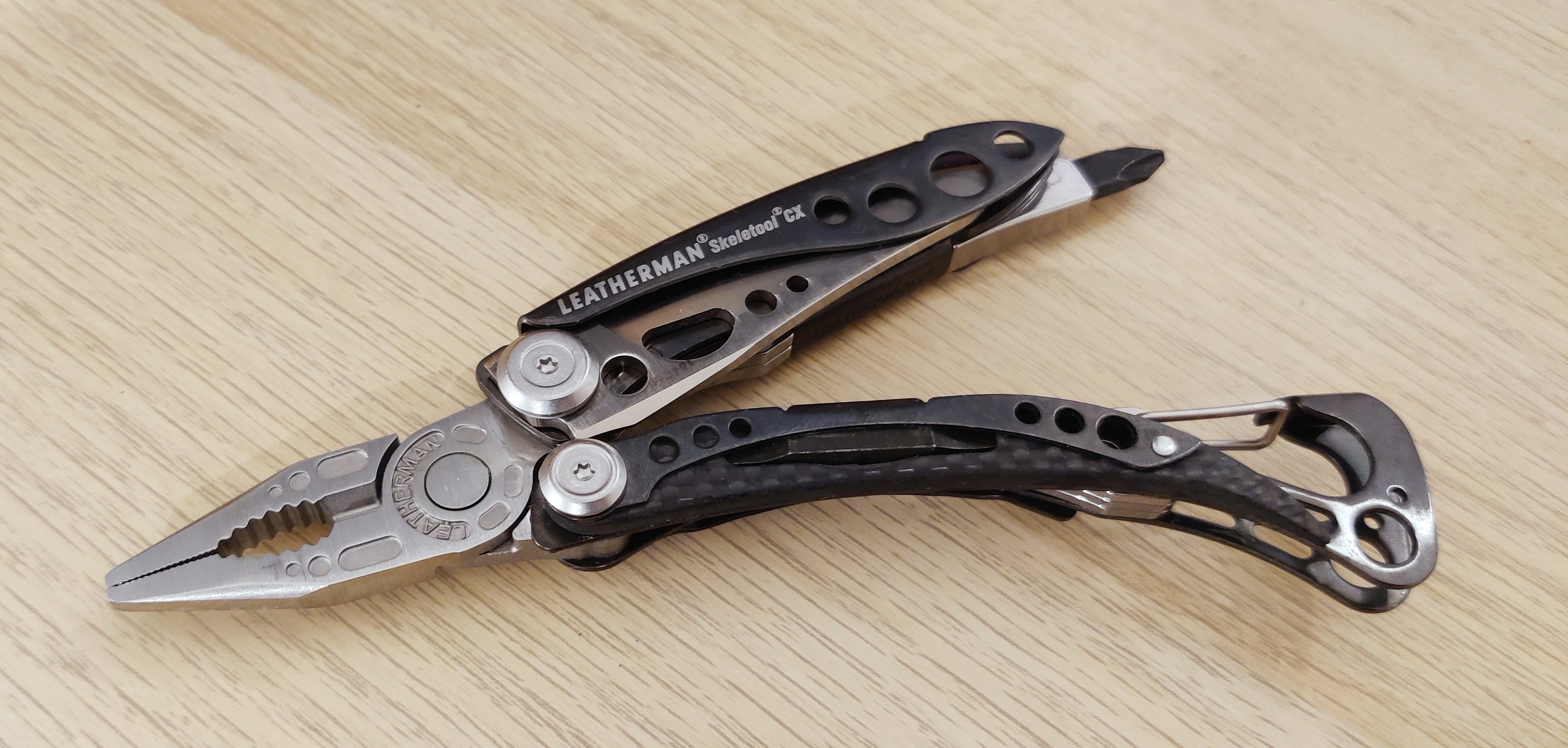 Leatherman Skeletool CX Carbon