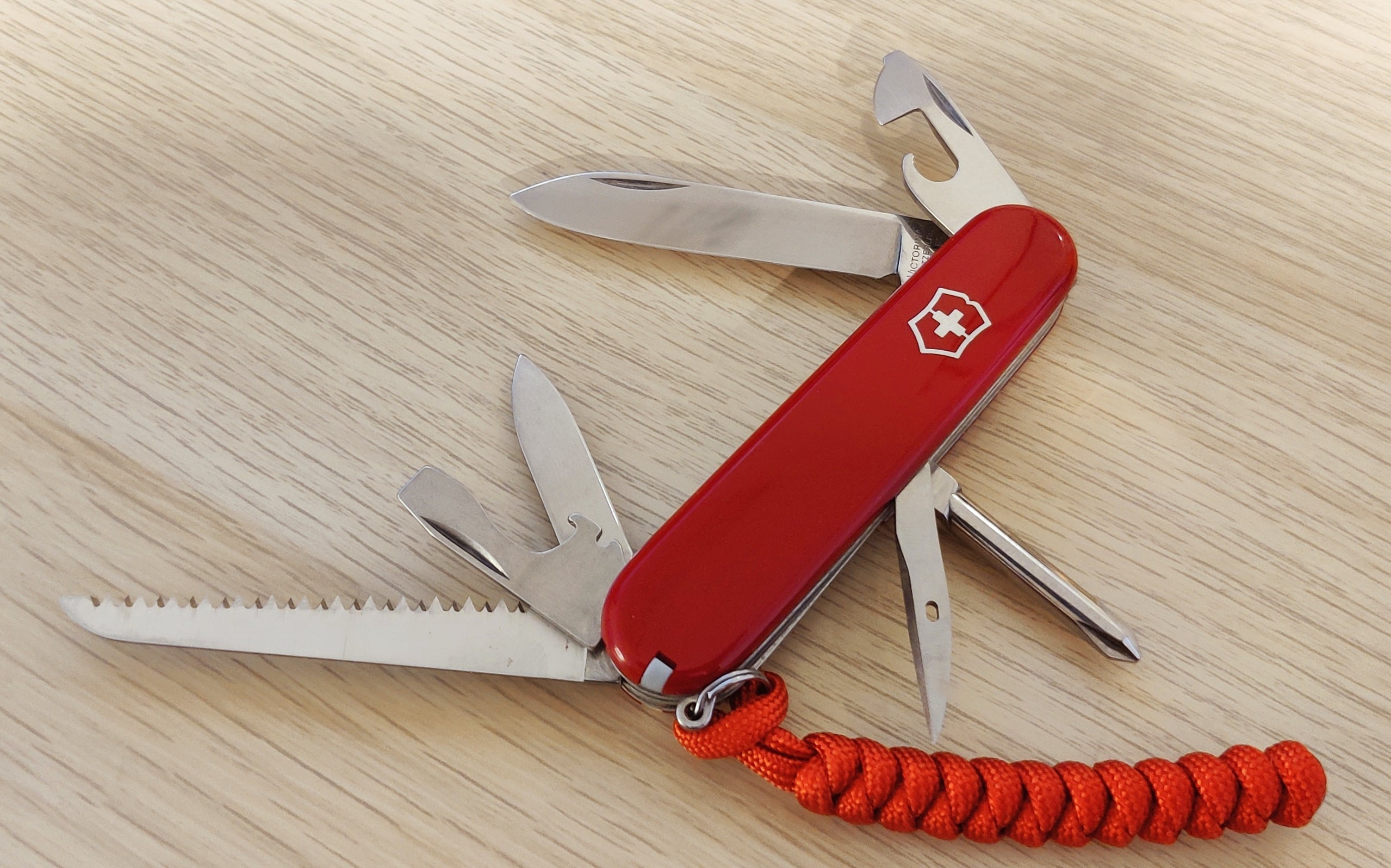 Victorinox Swiss Army Hiker