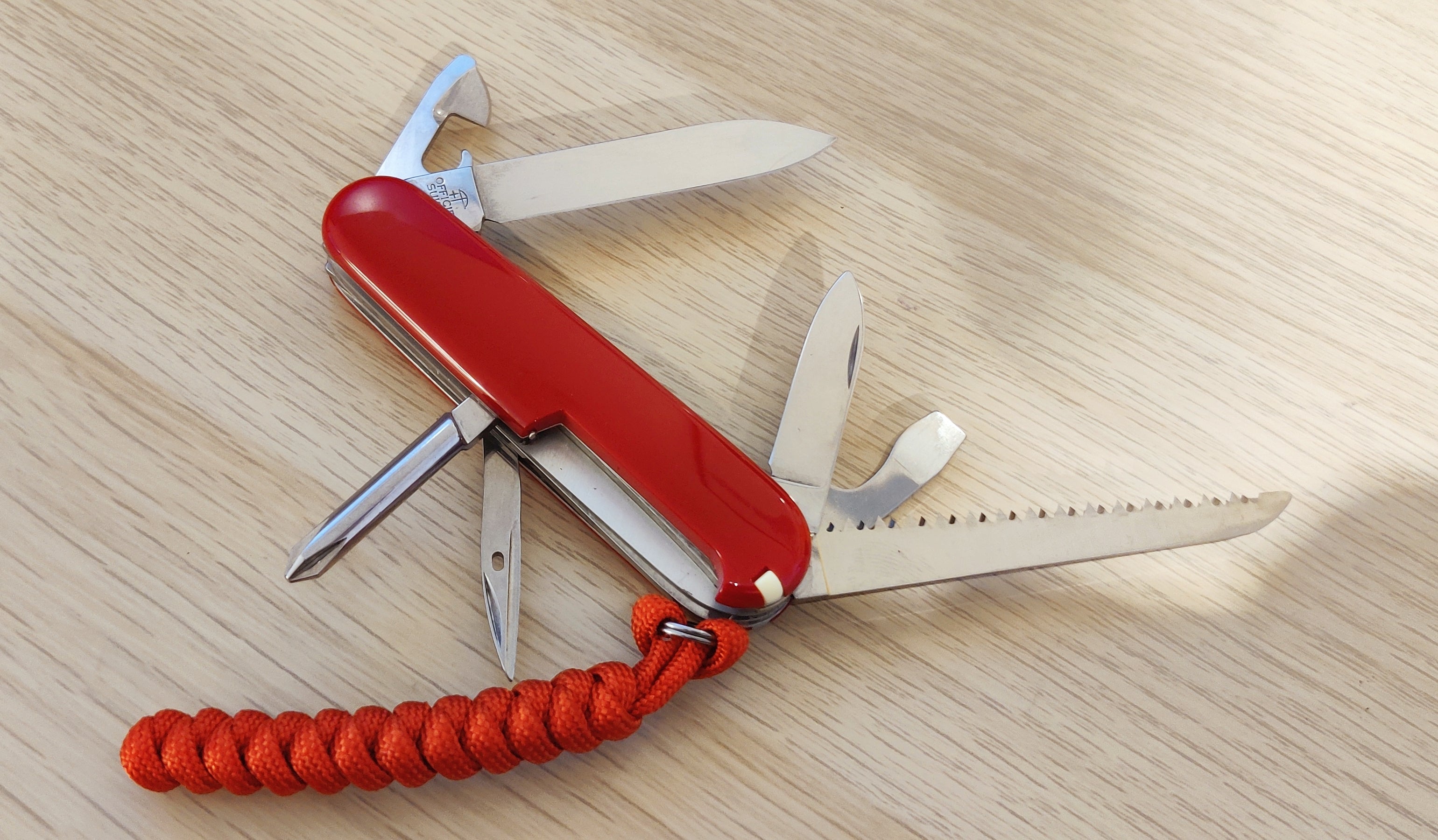 Victorinox Swiss Army Hiker