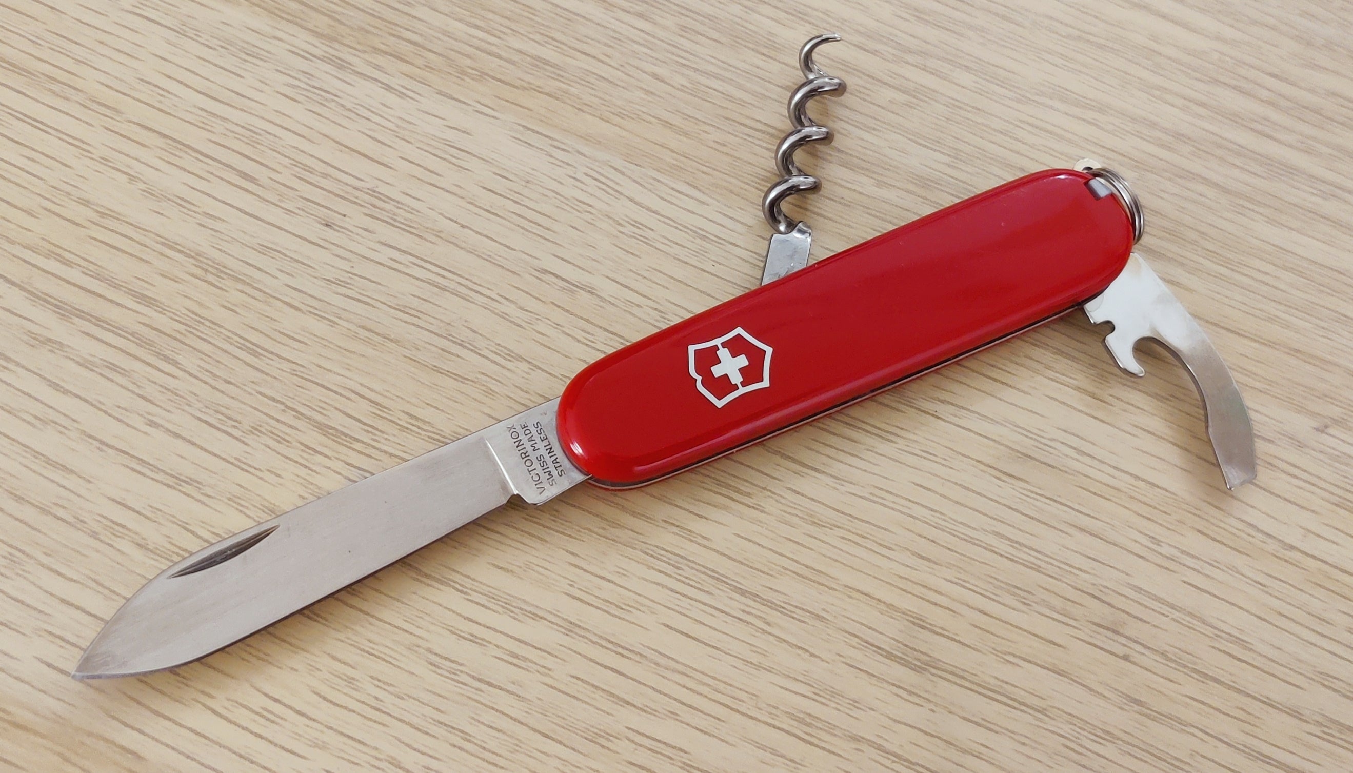 Victorinox Swiss Army Waiter Bartender 84mm