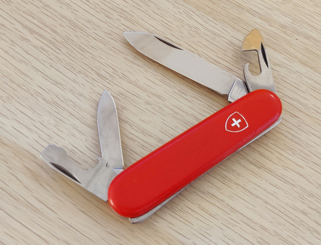 Victorinox Swiss Army Knife Recruit 84mm Economy Red Cherry 1976-1985