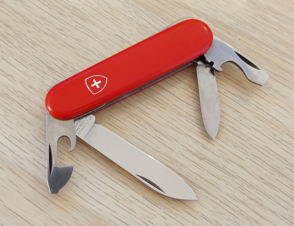 Victorinox Swiss Army Knife Recruit 84mm Economy Red Cherry 1976-1985