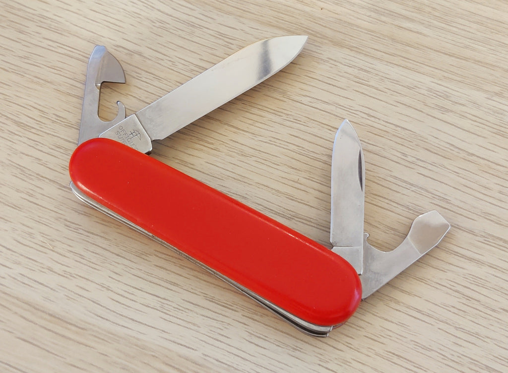 Victorinox Swiss Army Knife Recruit 84mm Economy Red Cherry 1976-1985