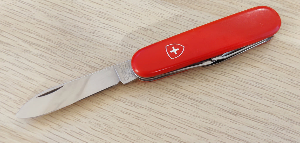 Victorinox Swiss Army Knife Recruit 84mm Economy Red Cherry 1976-1985