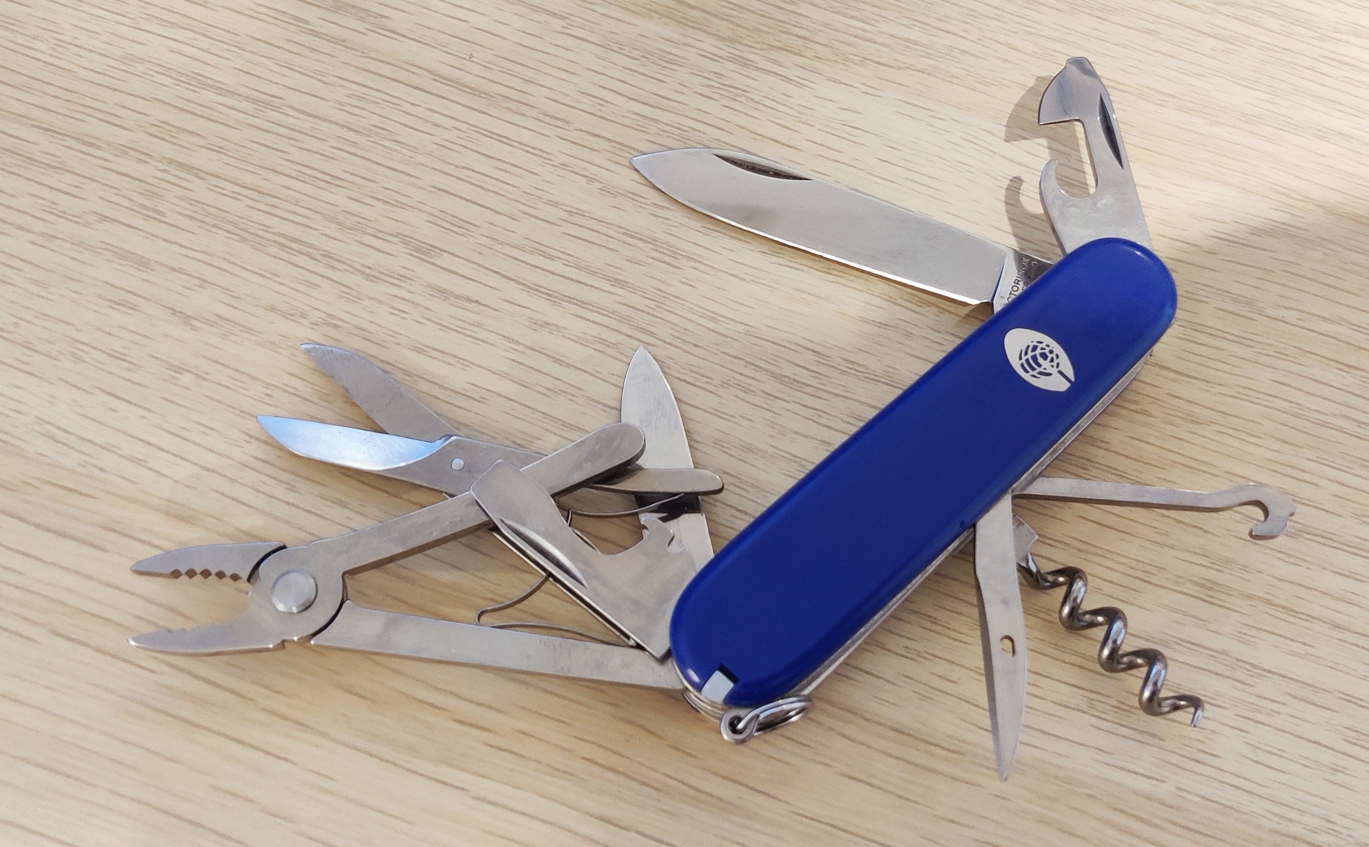 Victorinox Swiss Army Deluxe Climber Bleu Gerling Konzern incrustation métallique
