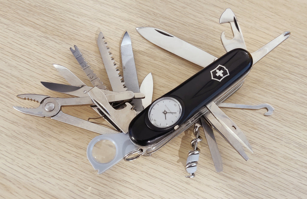 Victorinox Swiss Army Supertimer - Reloj con números romanos en negro