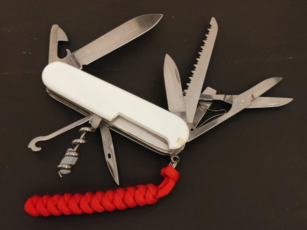 Victorinox Swiss Army Huntsman White