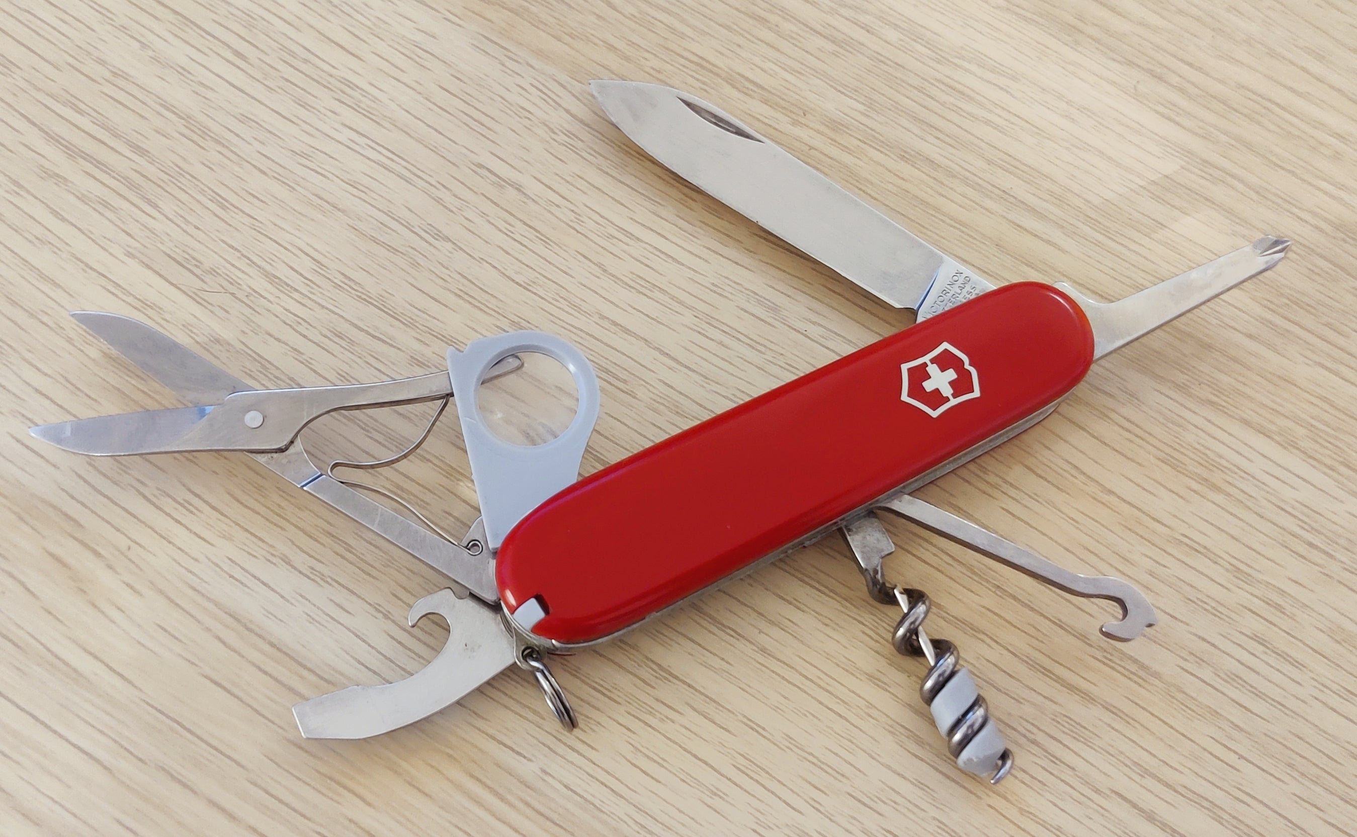 Victorinox Swiss Army Yeoman