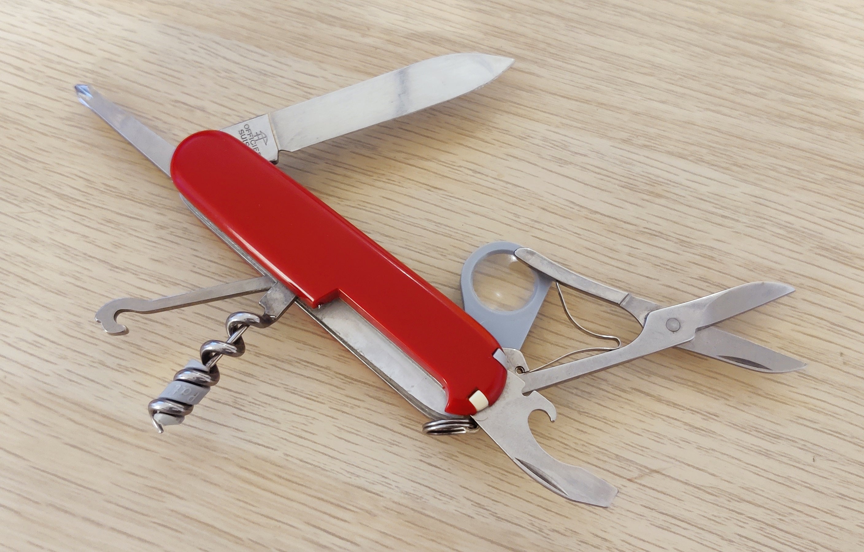 Victorinox Swiss Army Yeoman