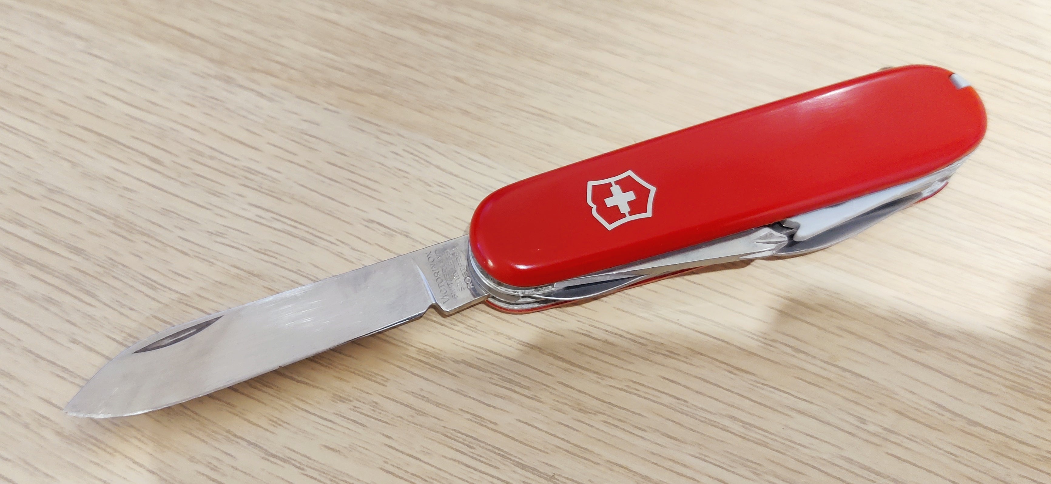 Victorinox Swiss Army Yeoman