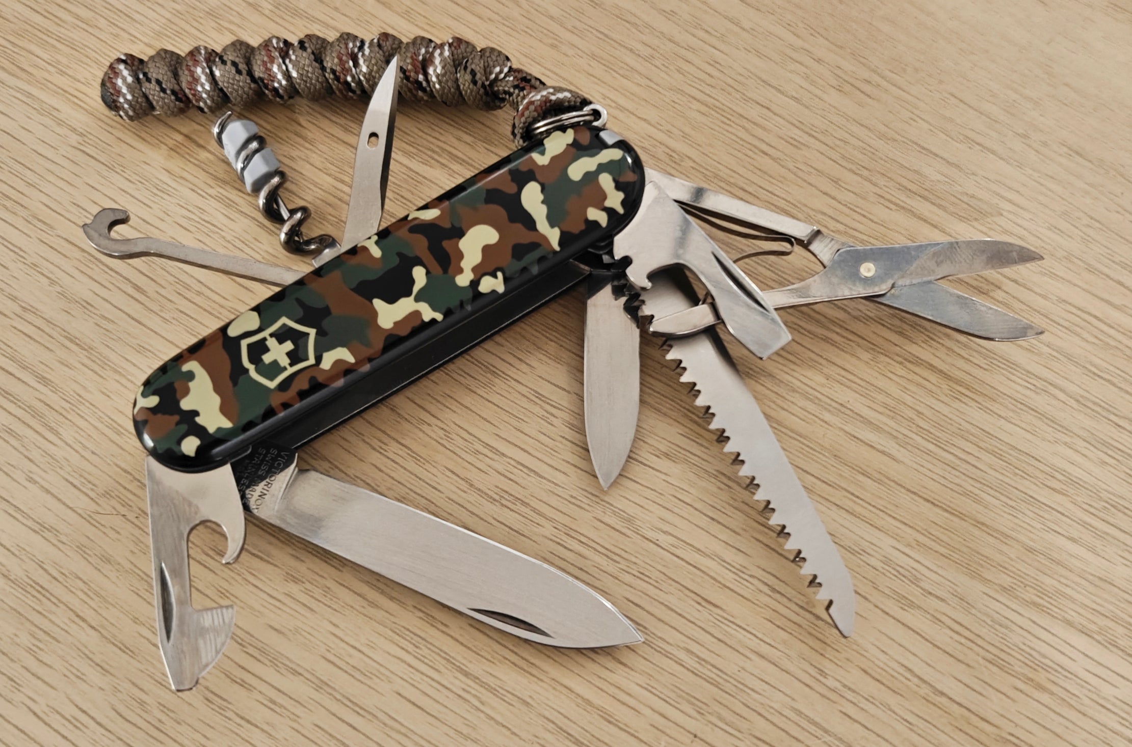 Victorinox Swiss Army Knife Huntsman Camo