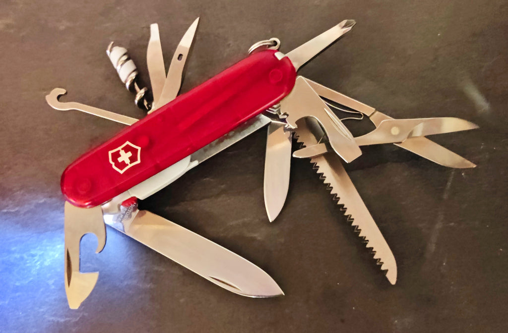 Victorinox Swiss Army Knife Huntsman lite