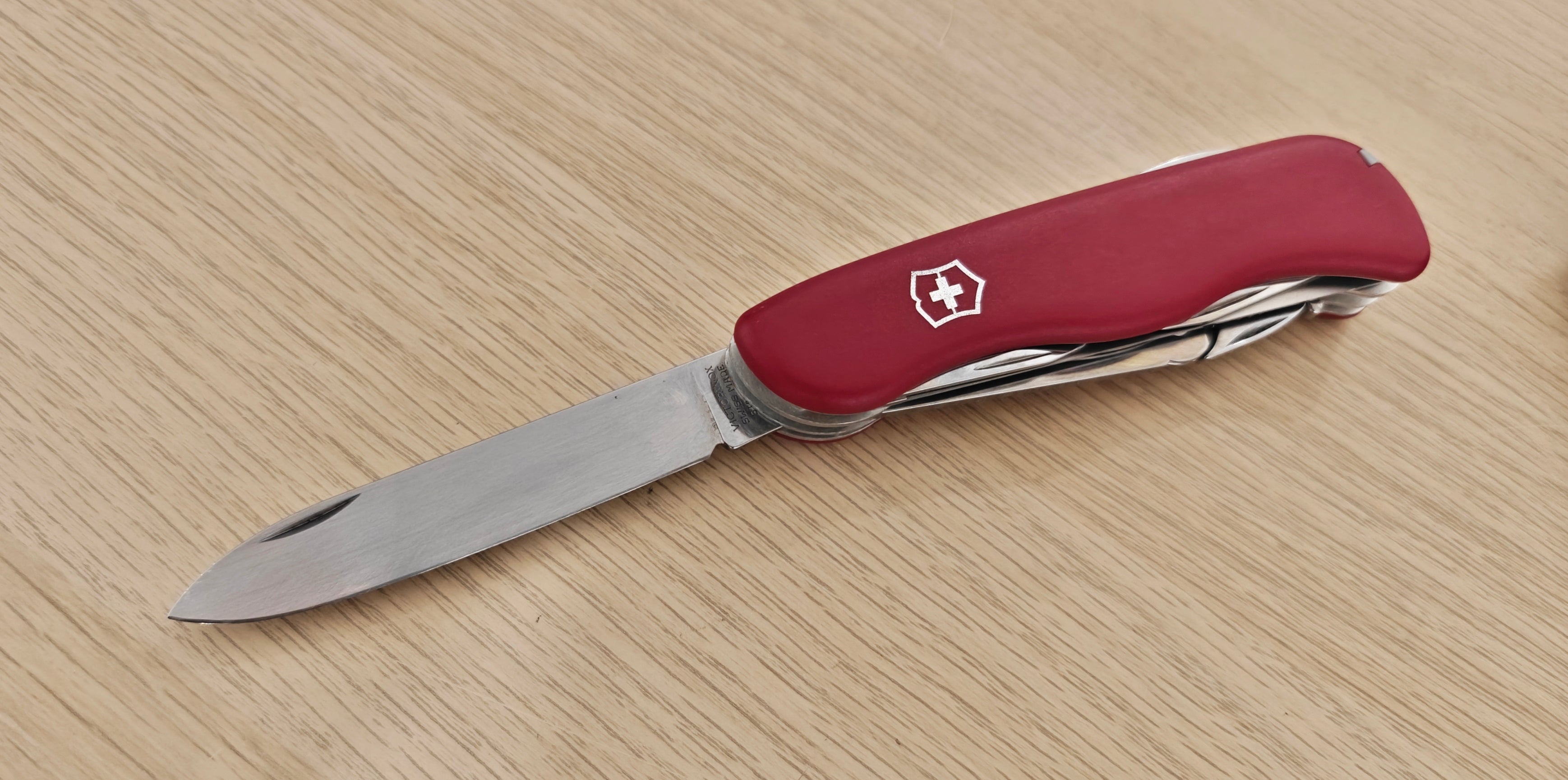 Victorinox Swiss Army Atlas à verrouillage coulissant