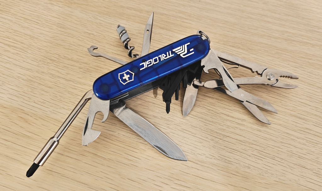 Victorinox Couteau Suisse Cybertool 39 Bleu Croix Ancien