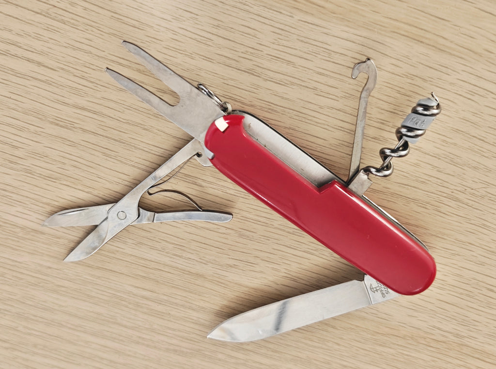 Victorinox Swiss Army Knife Golfer Divot tool