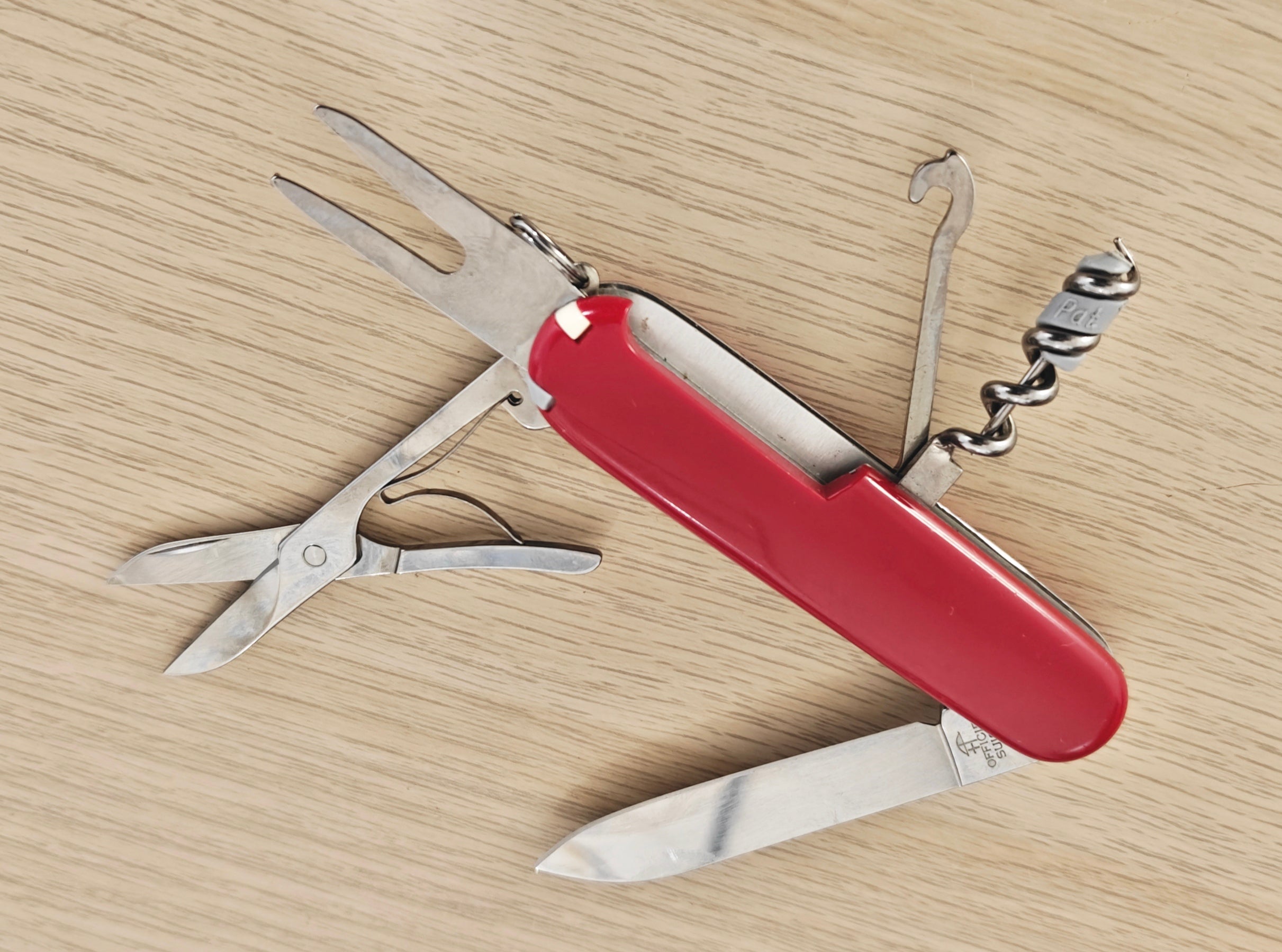 Victorinox Swiss Army Knife Golfer Divot tool
