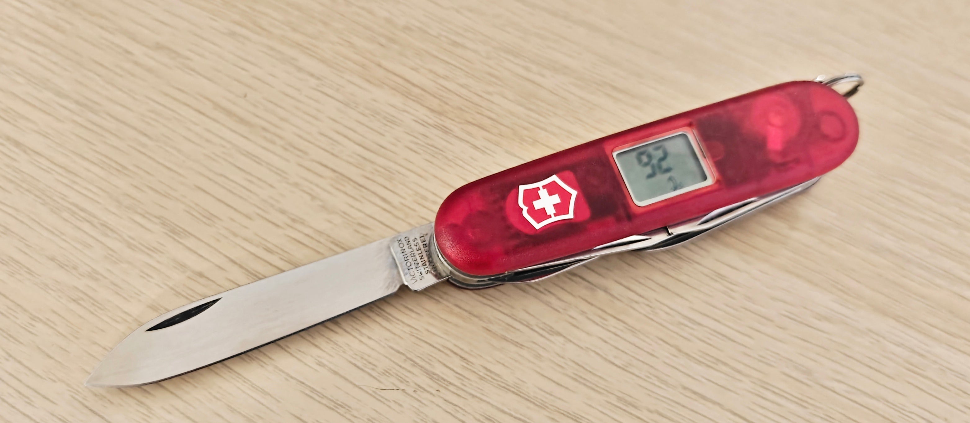 Victorinox Swiss Army Knife Altimeter Classic Air