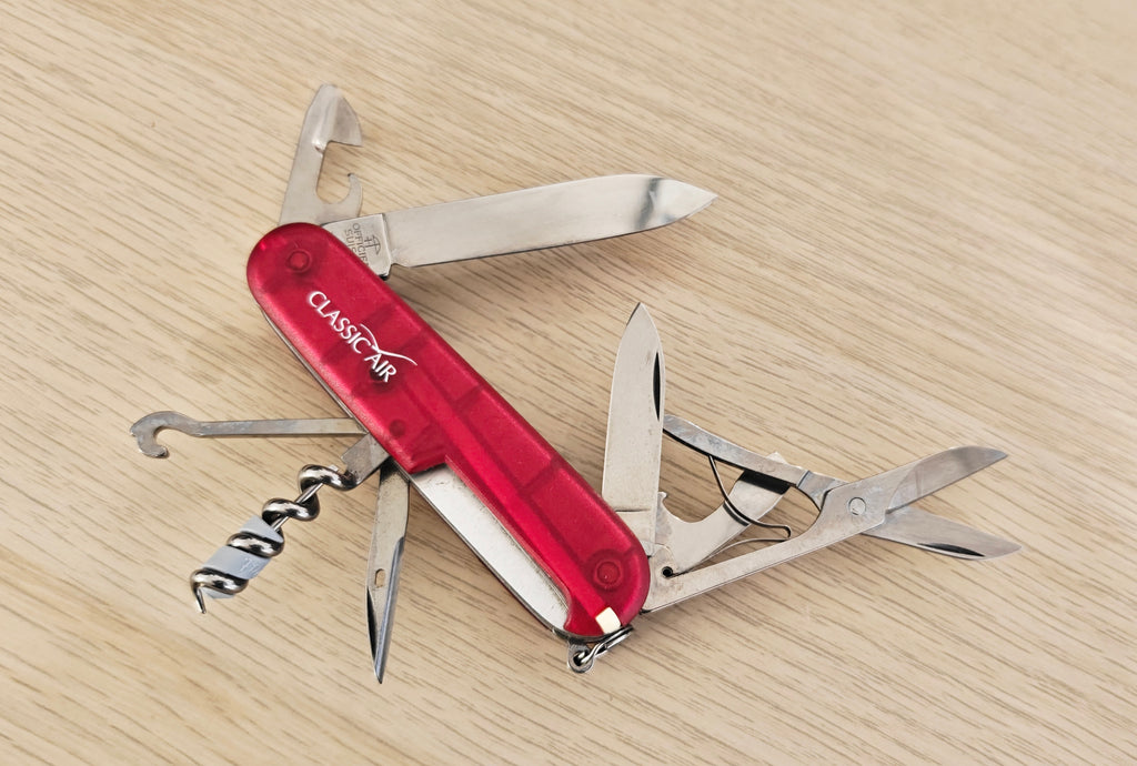 Victorinox Swiss Army Knife Altimeter Classic Air