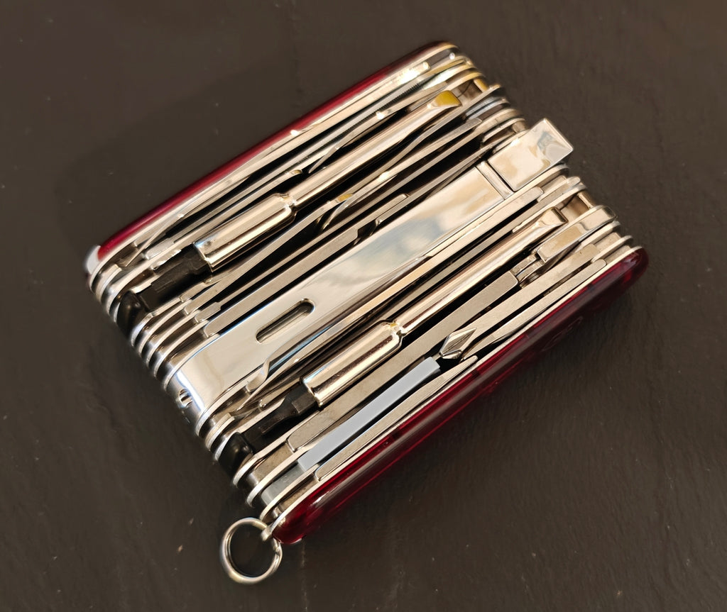 Victorinox Couteau Suisse Swisschamp XXLT NIB
