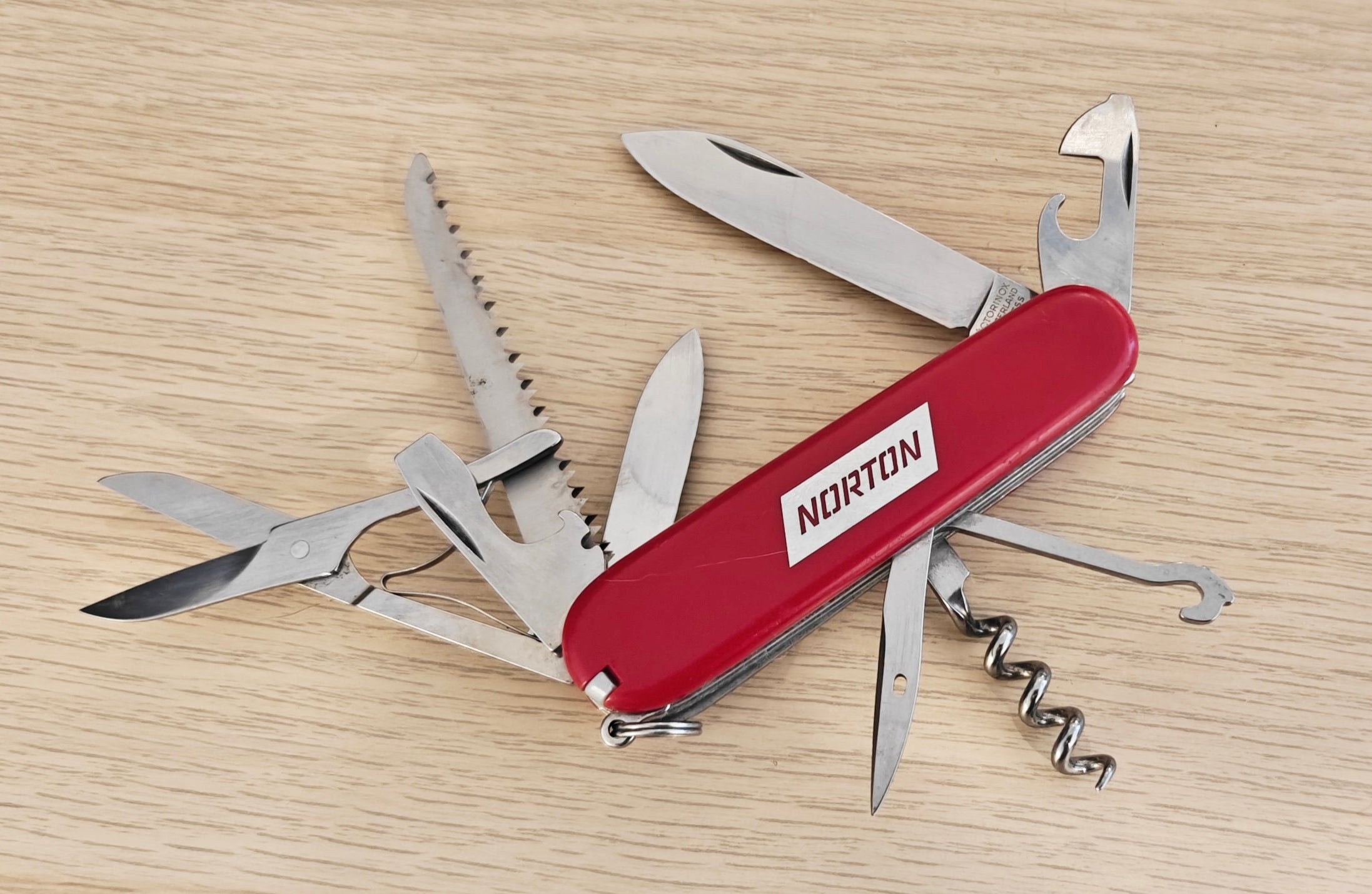 Victorinox Swiss Army Knife Huntsman NORTON metal inlay