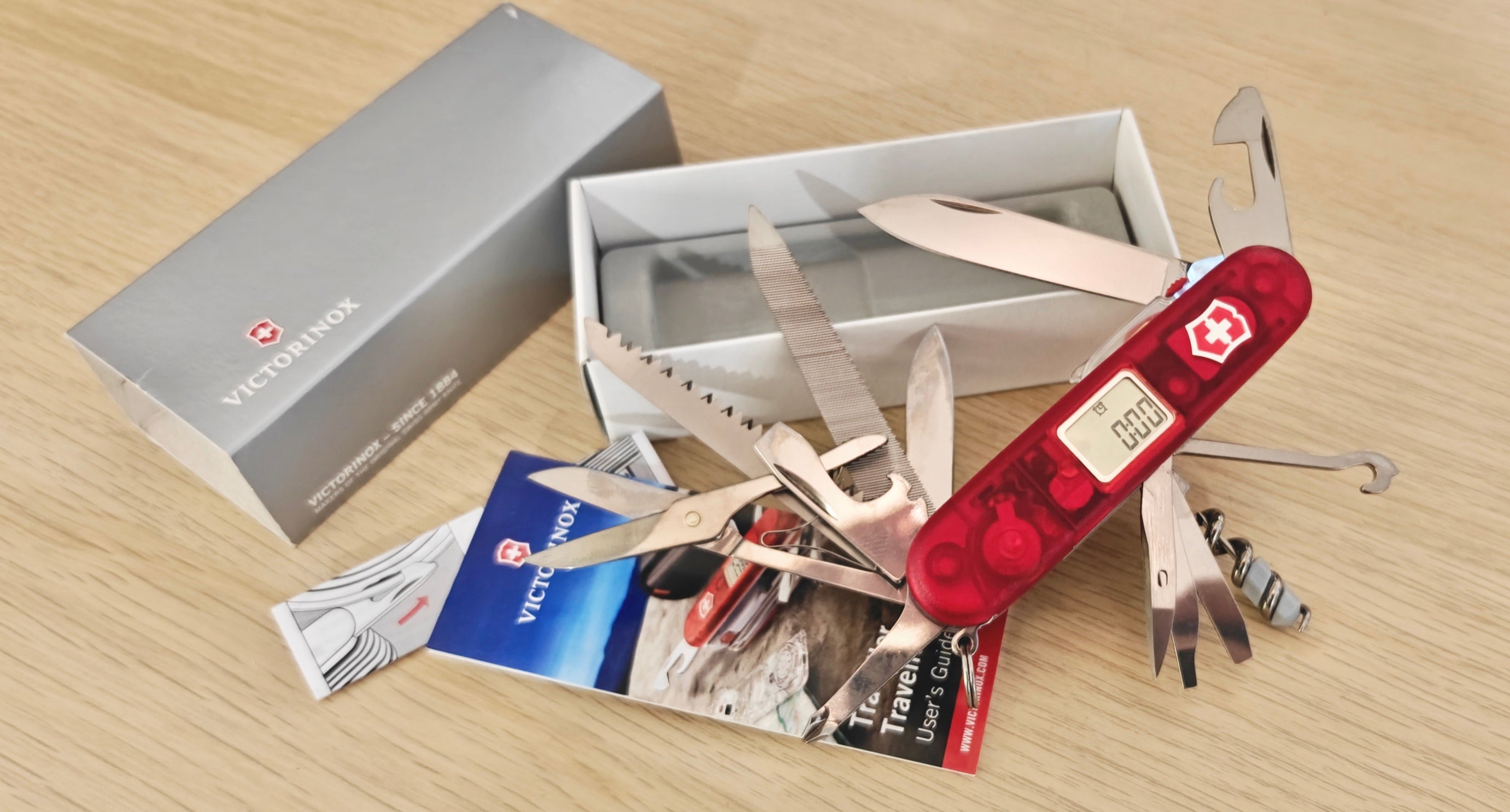 Victorinox Swiss Army Knife Expedition Lite NIB