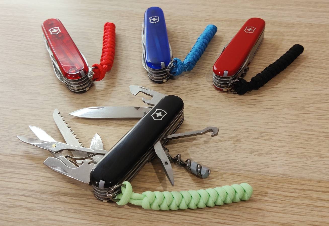 Victorinox Swiss Army Huntsman Junior