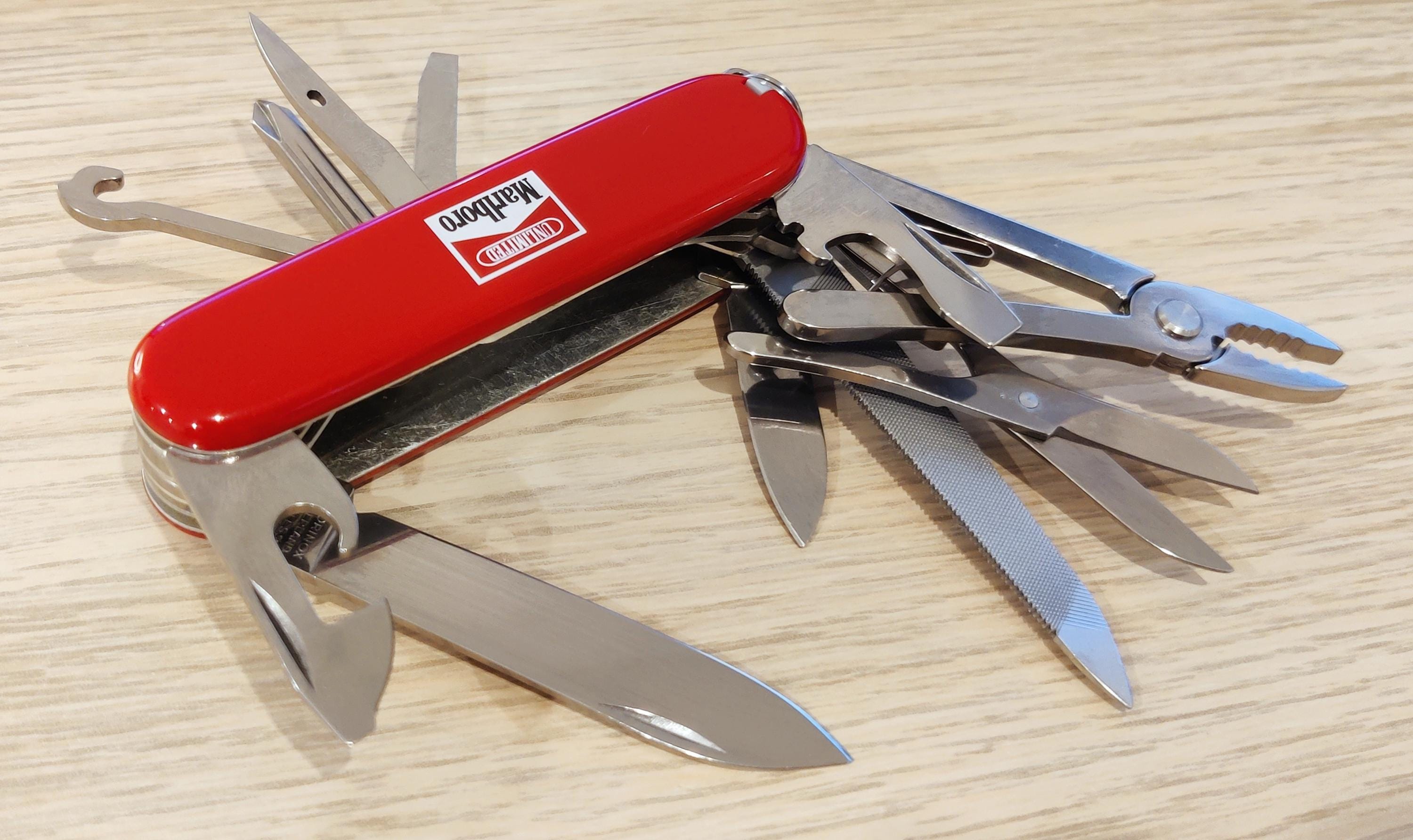 Victorinox Swiss Army Knife Troubleshooter Marlboro Unlimited NIB