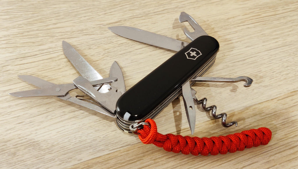 Victorinox Swiss Army Knife Mountaineer Black