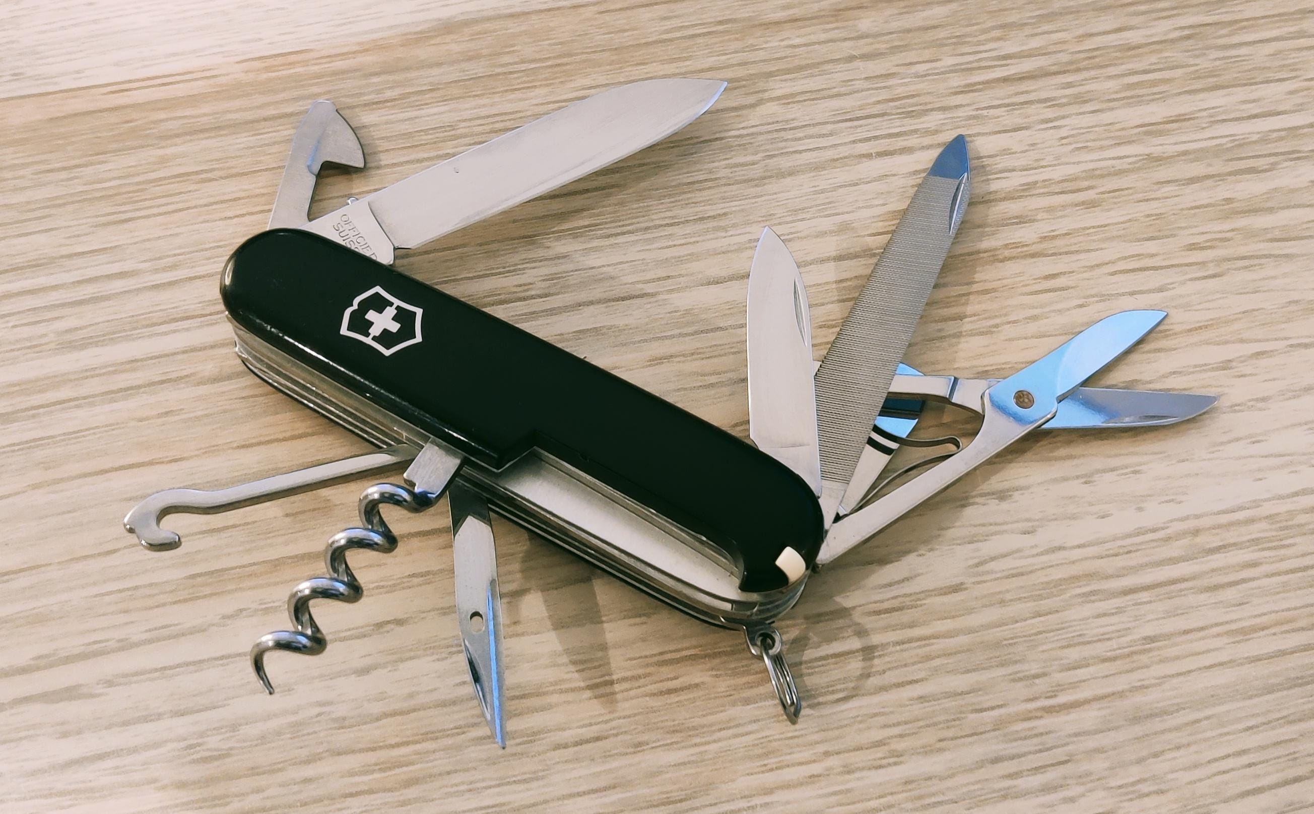 Victorinox Swiss Army Mountaineer Foamglas metal inlay
