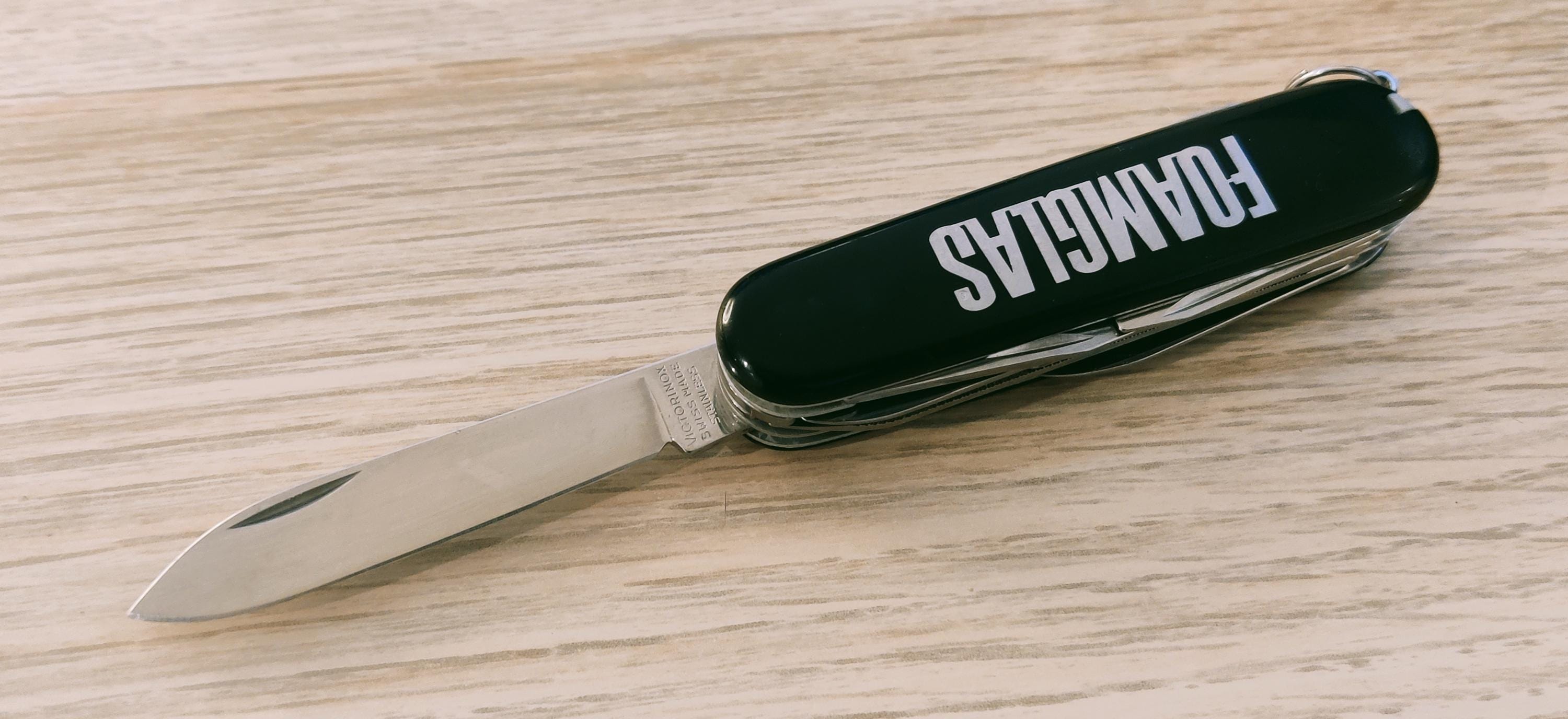 Victorinox Swiss Army Mountaineer Foamglas metal inlay