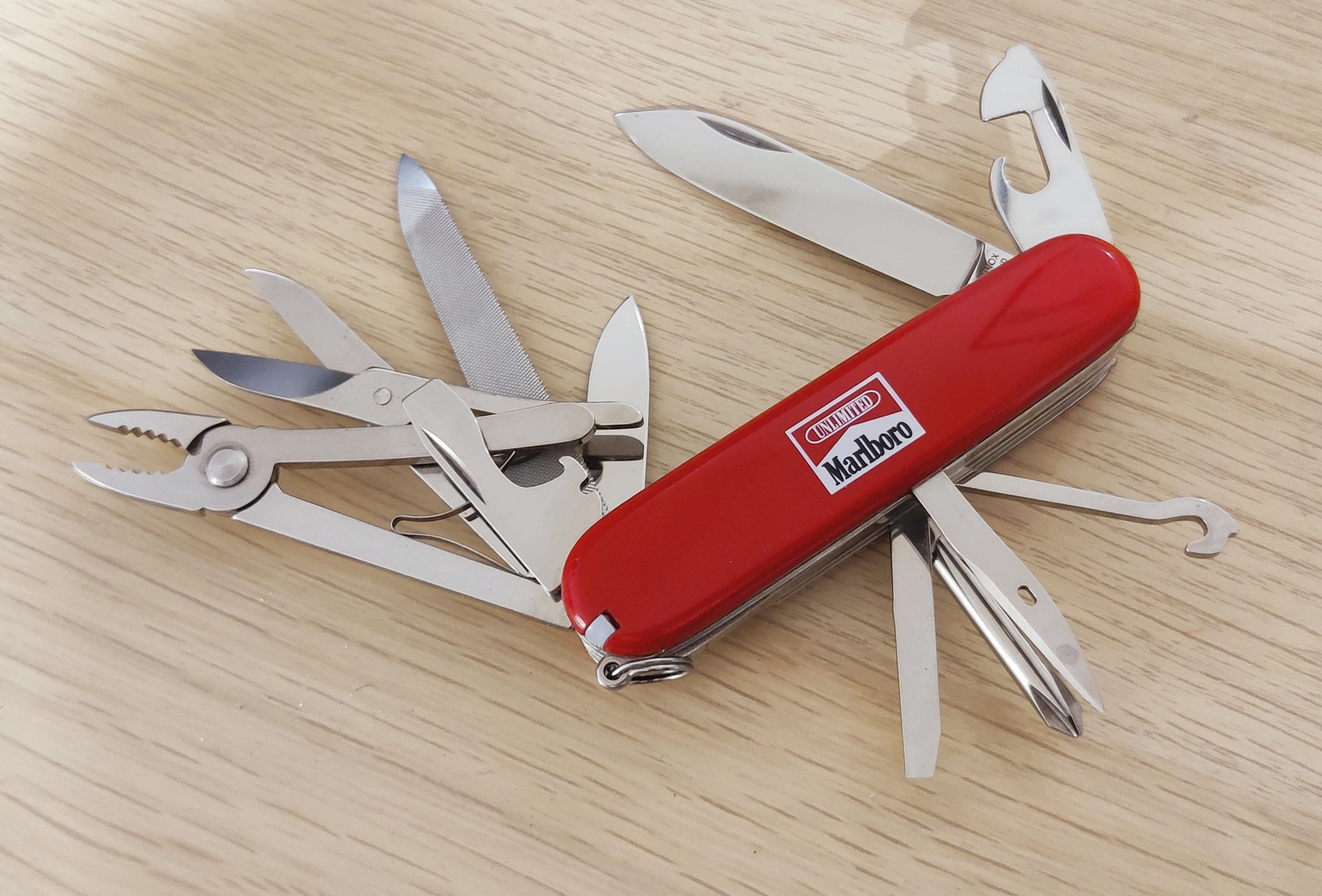 Solucionador de problemas Victorinox Swiss Army Marlboro Unlimited 1992-96