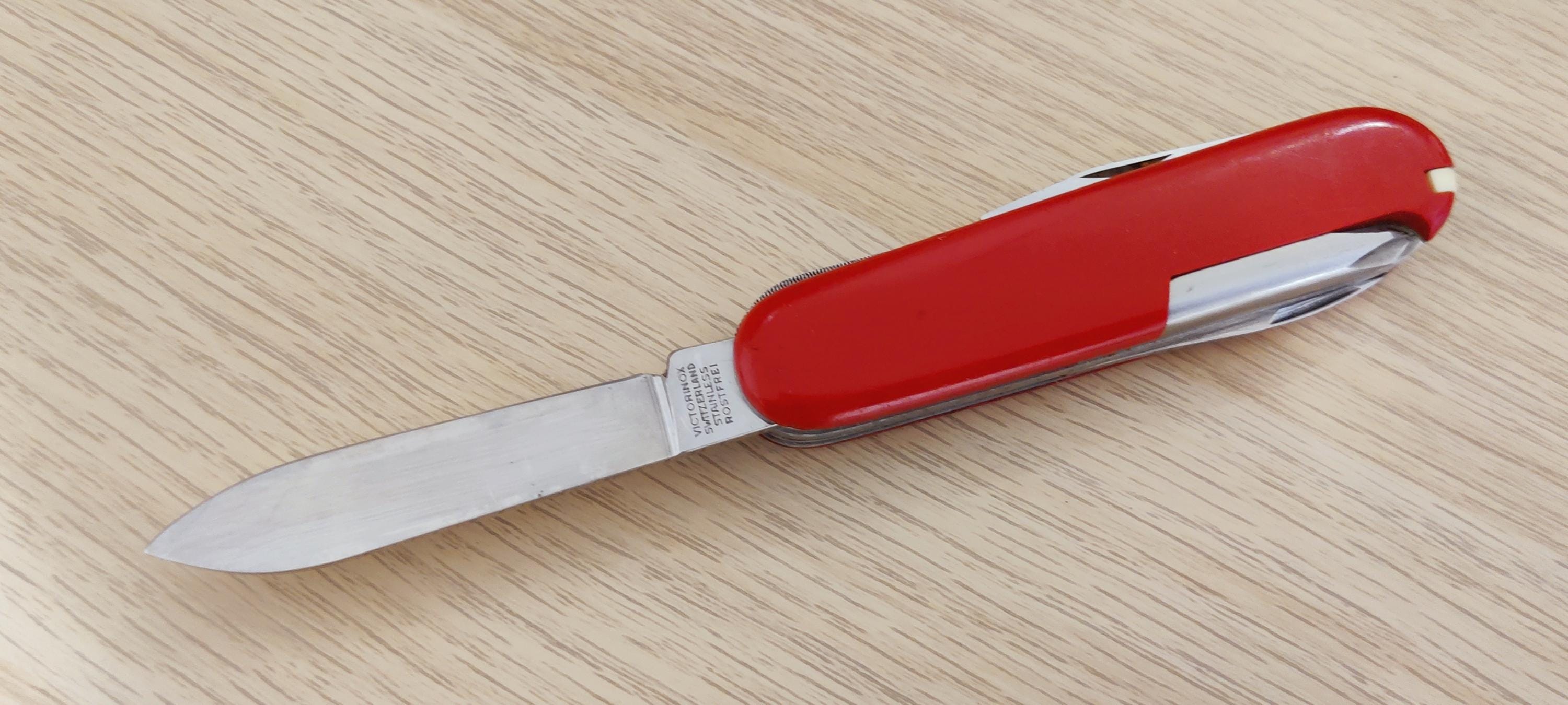 Automóvel do Exército Suíço Victorinox St Christoph 1965-1971 2