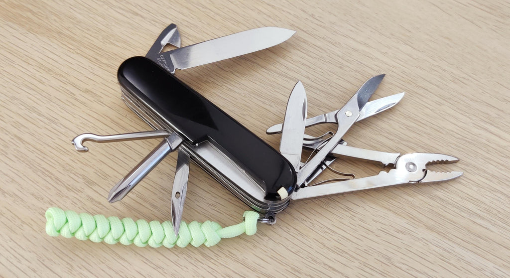 Victorinox Swiss Army Deluxe Tinker black