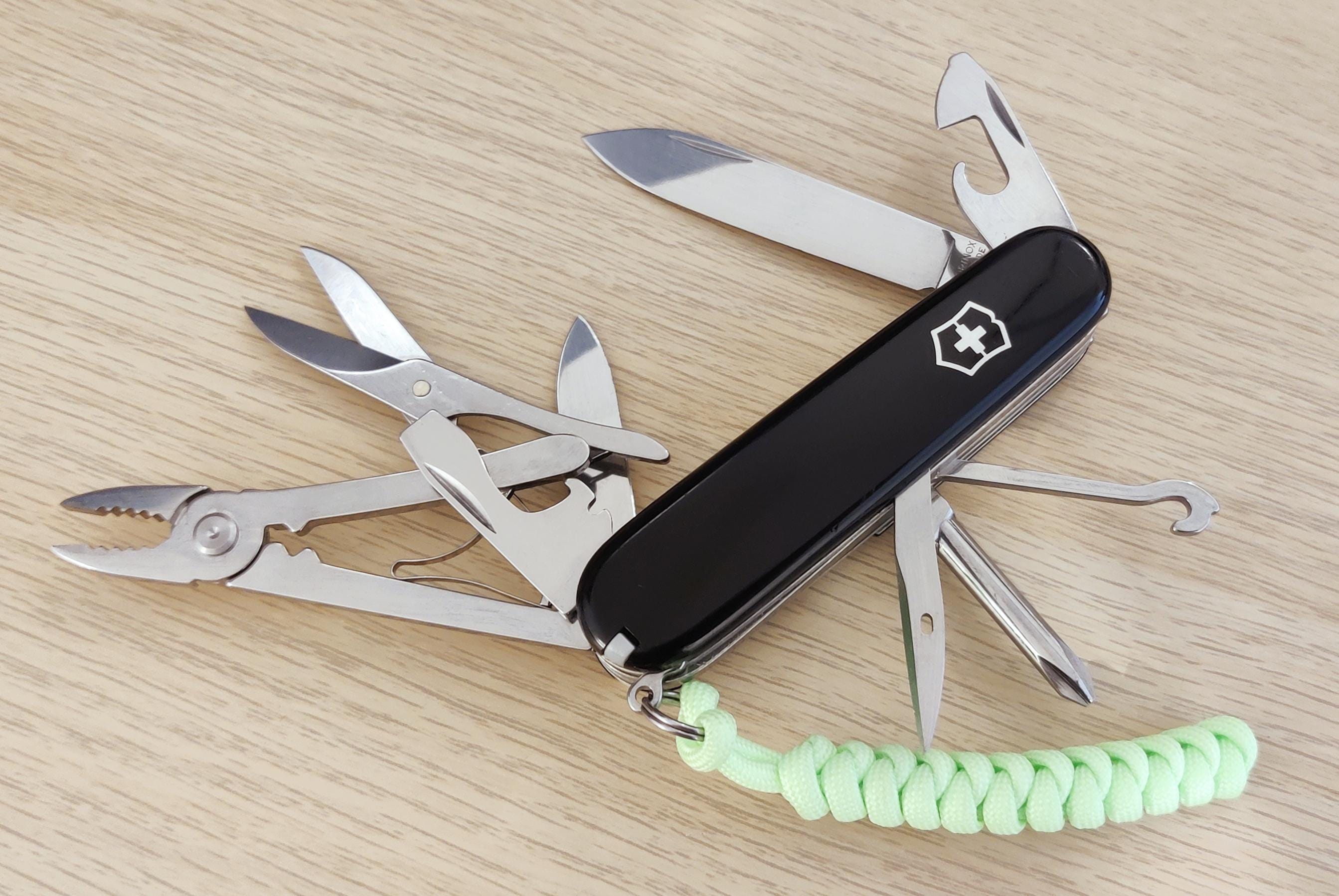 Victorinox Swiss Army Deluxe Tinker preto